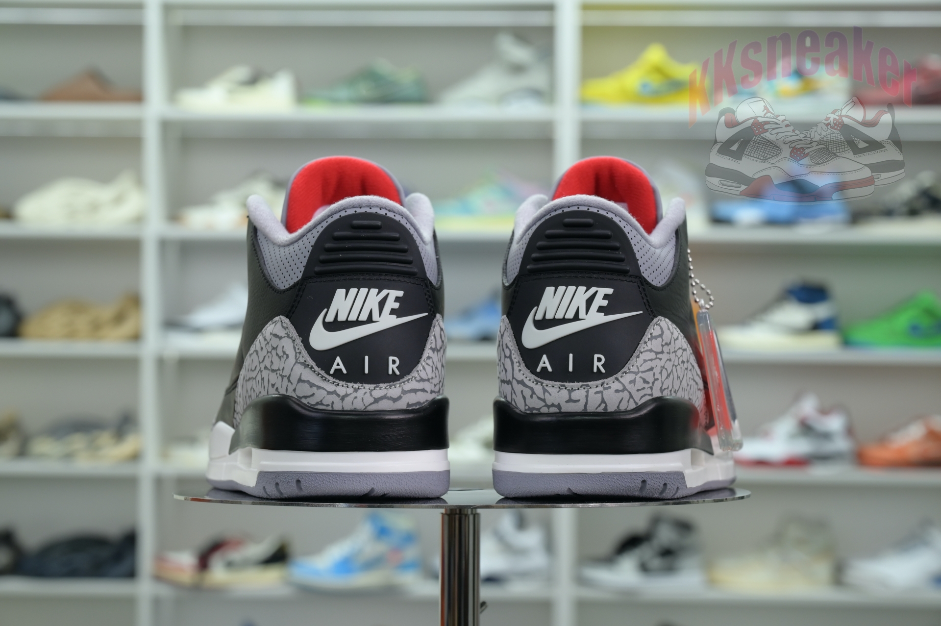 Air Jordan 3“Black Cement Reimagined”