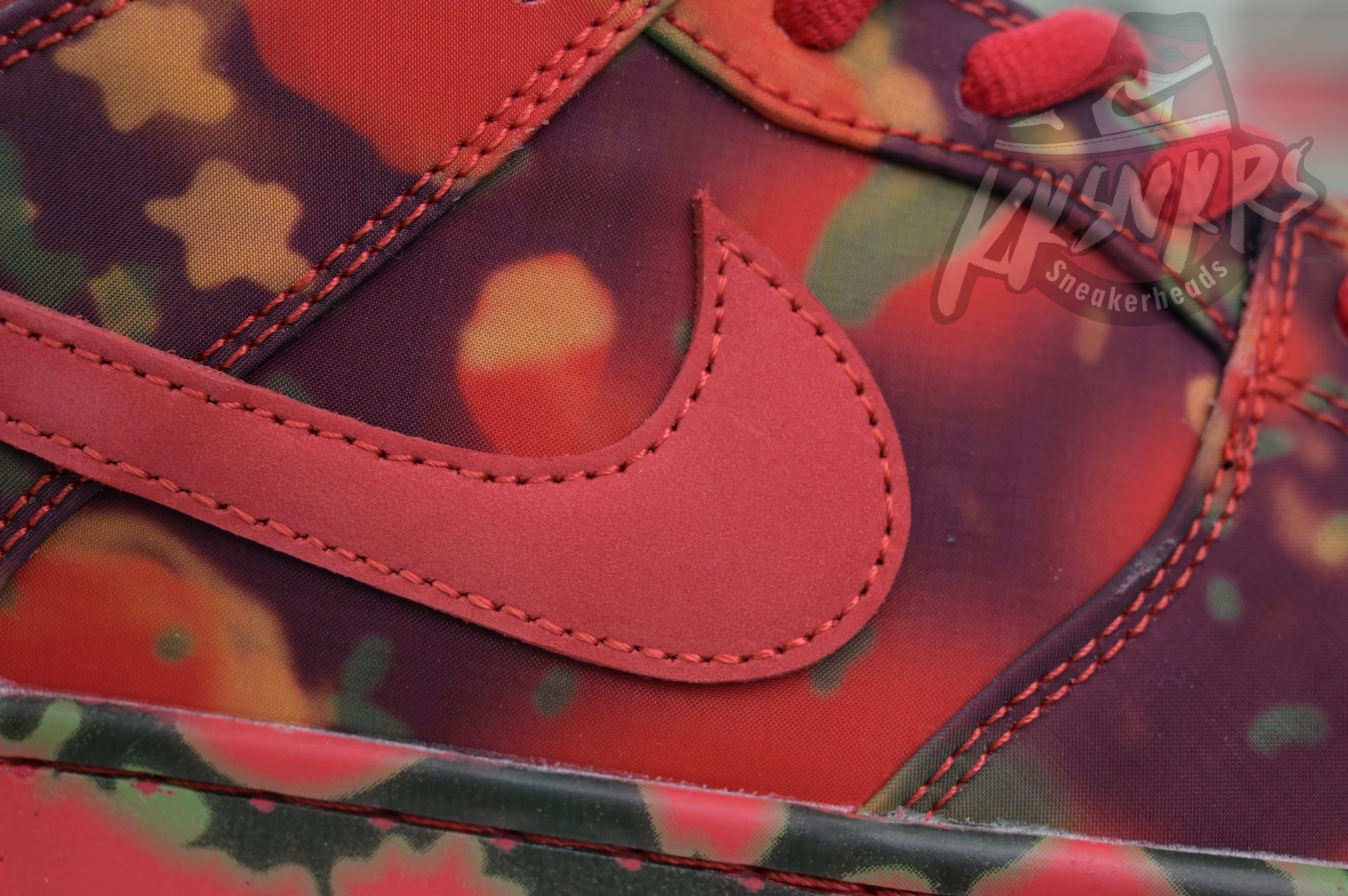 The Wizard of Oz x Nike SBDunk Low“Ruby Slipper”