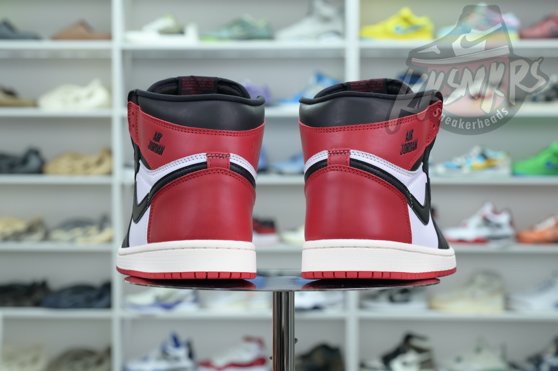 Jordan Air Jordan 1High OG“Black Toe Reimagined”
