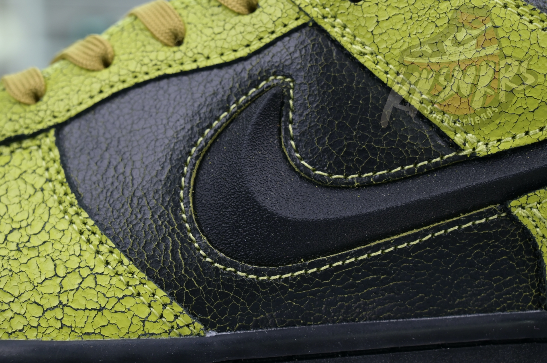 Nike Dunk Low“Halloween”