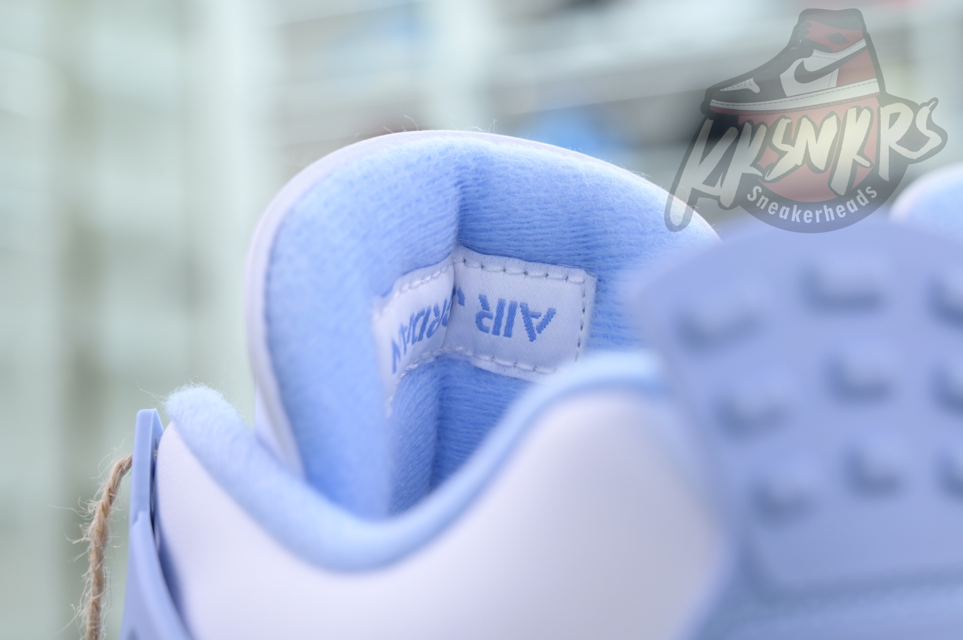 Jordan Air Jordan 4“ALUMINUM”