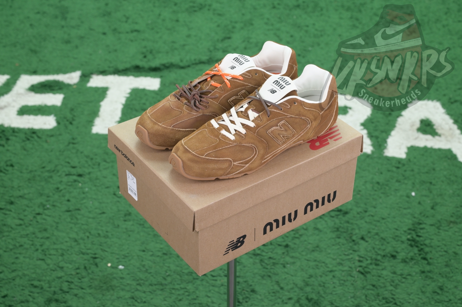 New Balance x MIU MIU NB 530 SL