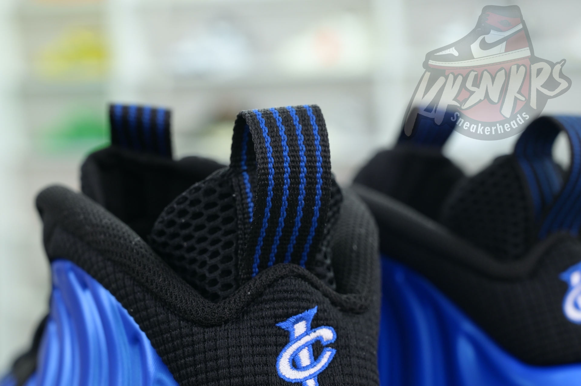 Nike Foamposite One“Dark Neon Royal”