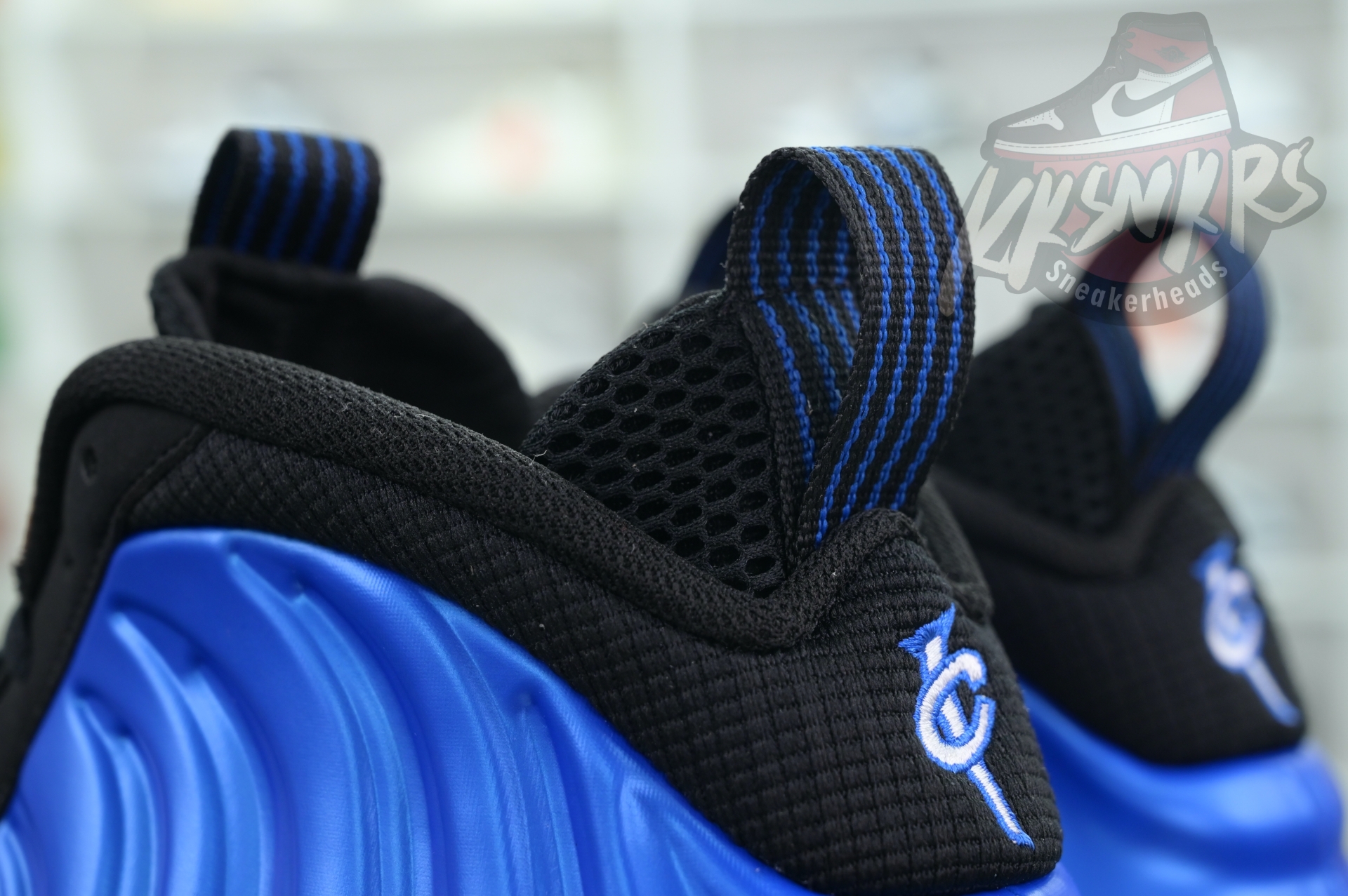 Nike Foamposite One“Dark Neon Royal”
