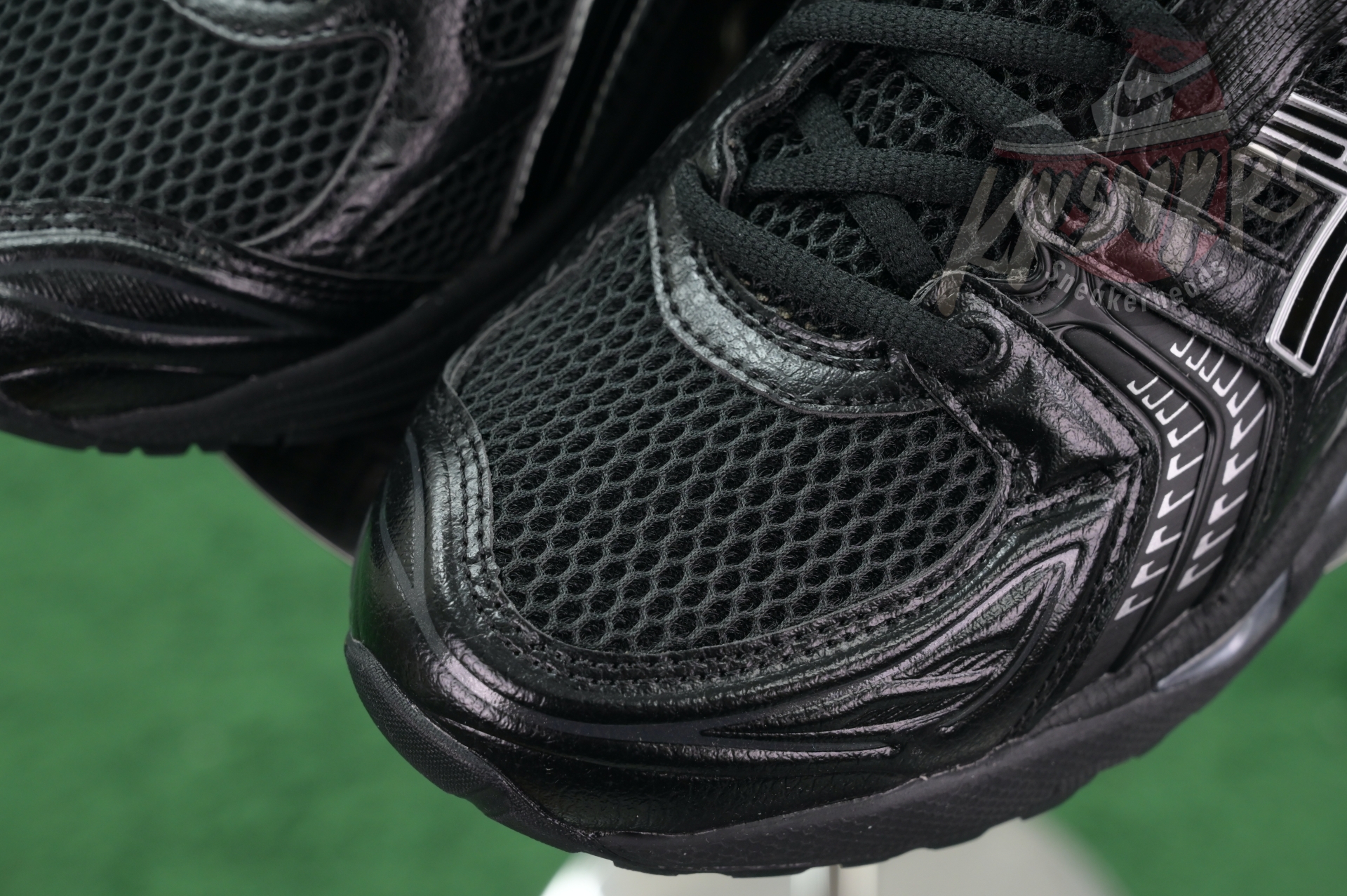 Asics Gel-Kayano 14 Y2K