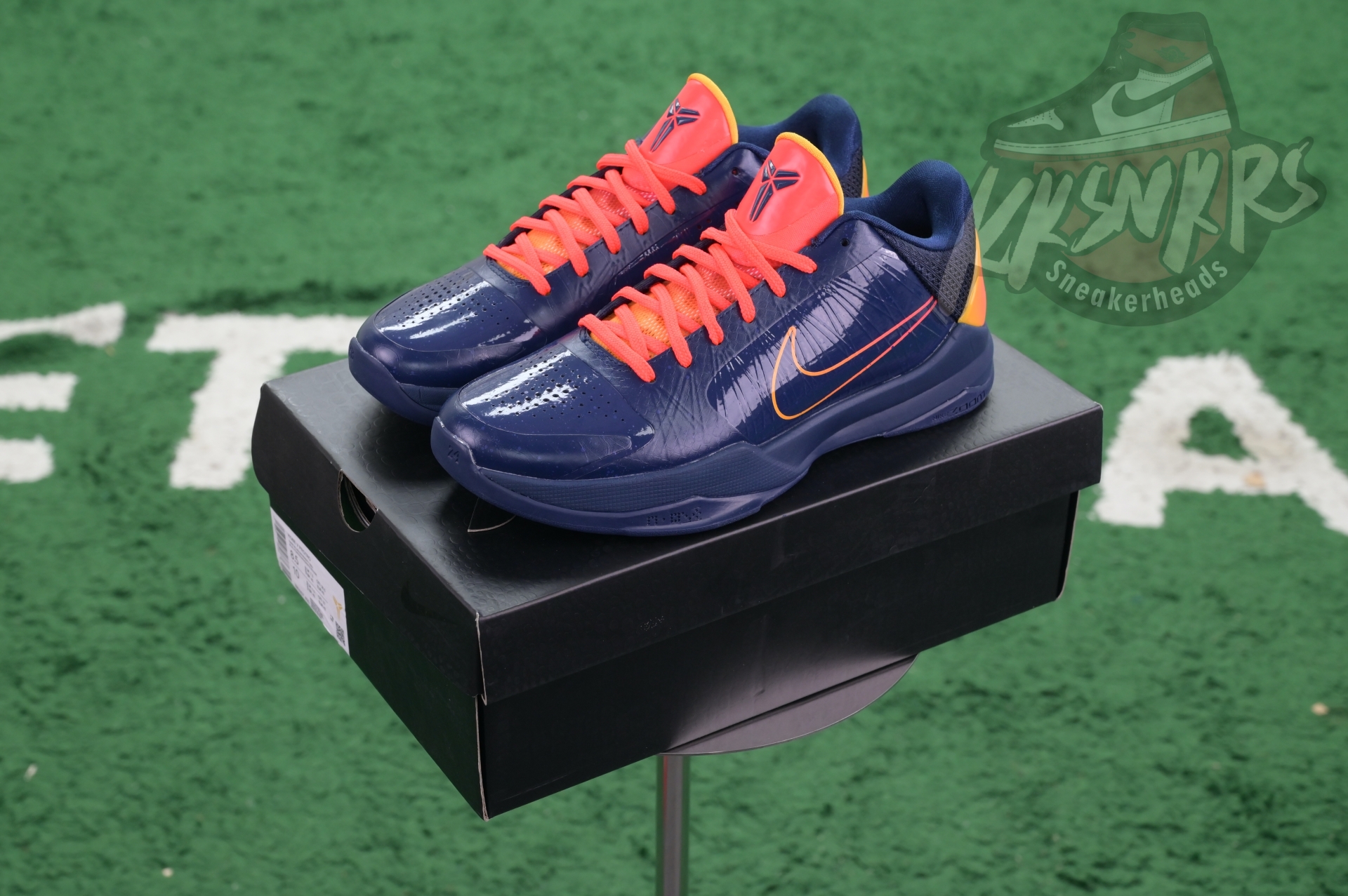 Caitlin Clark x Nike Kobe 5 Protro“Indiana Fever
