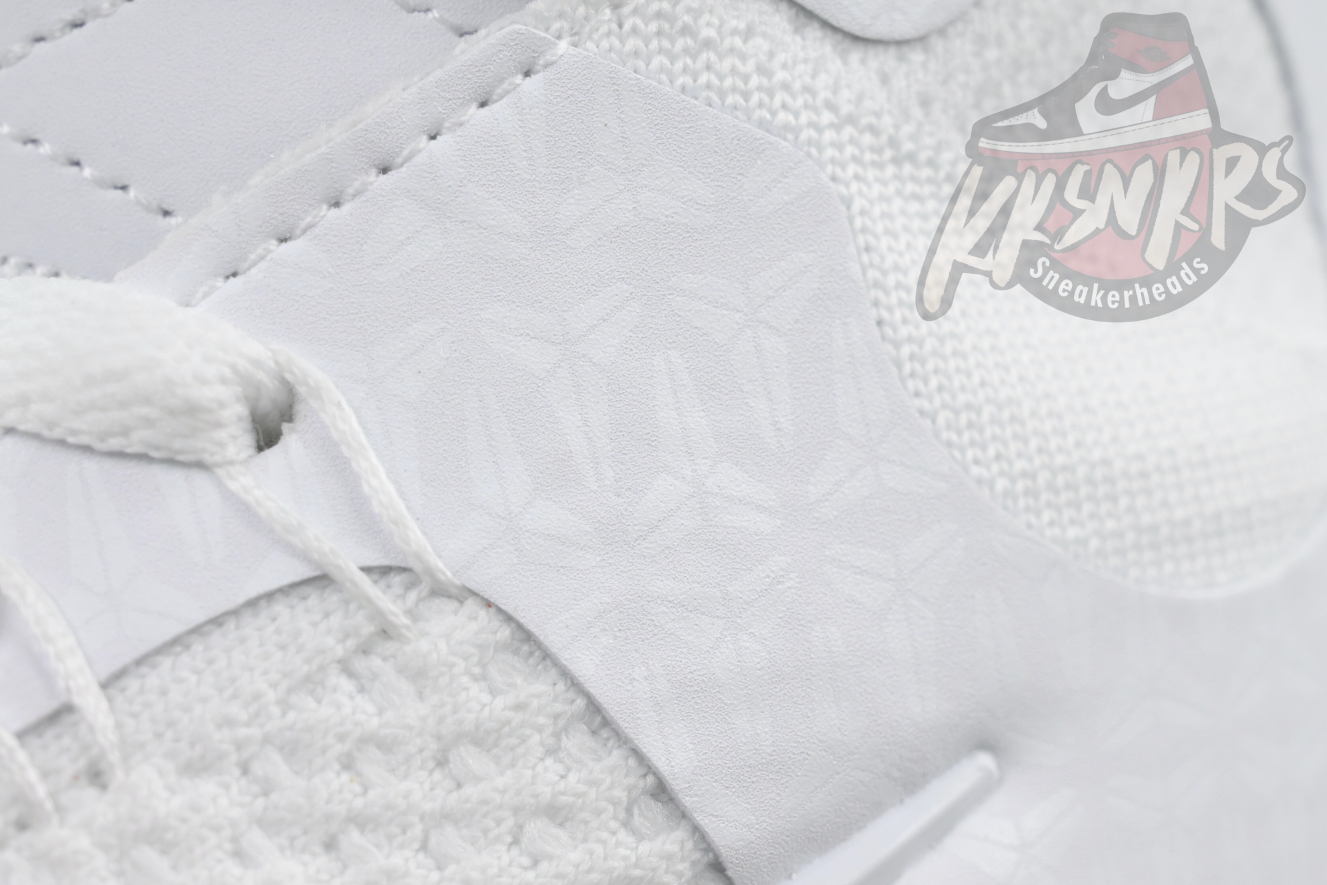 Nike Kobe 9 Elite High Protro
