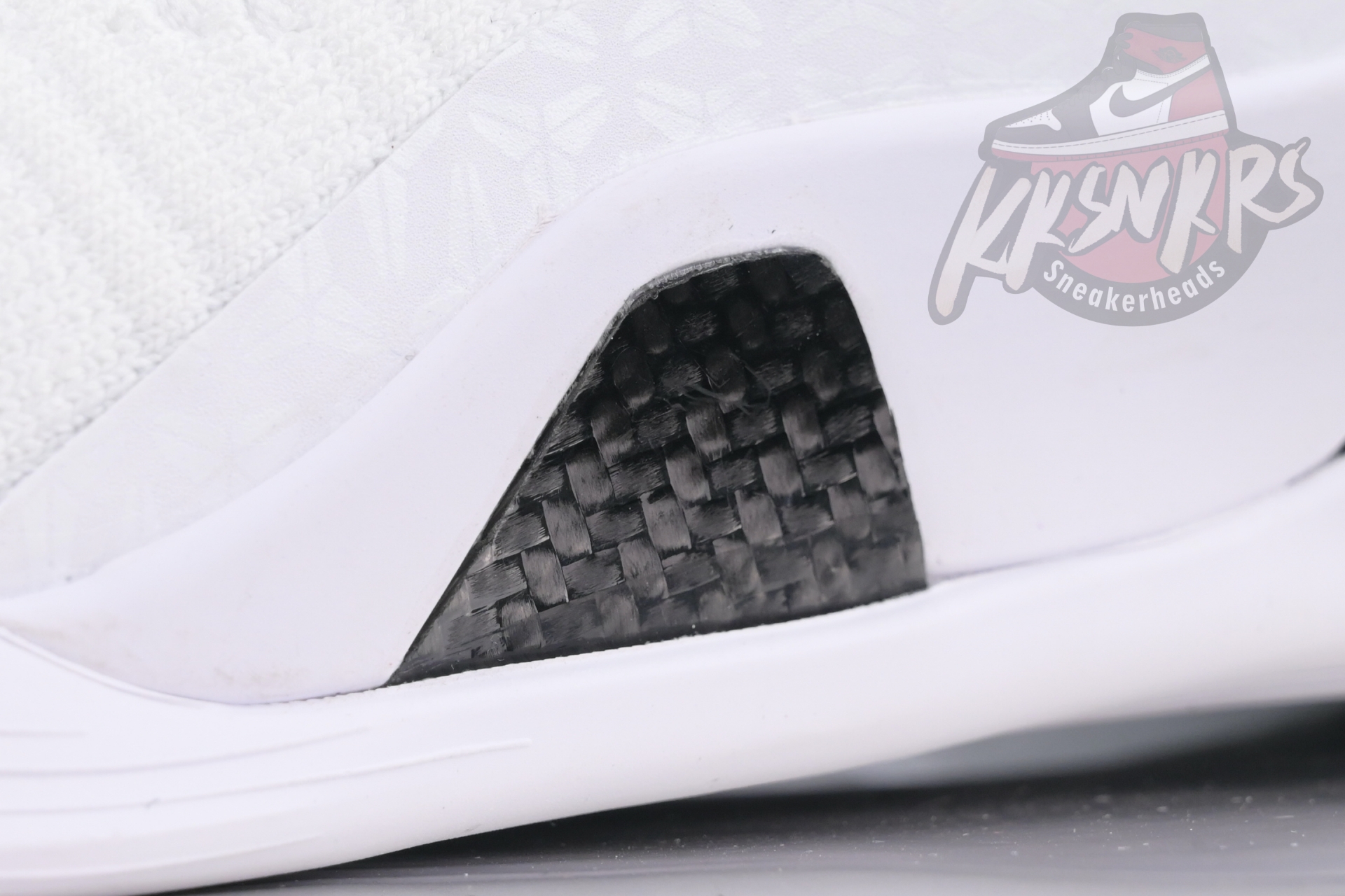 Nike Kobe 9 Elite High Protro