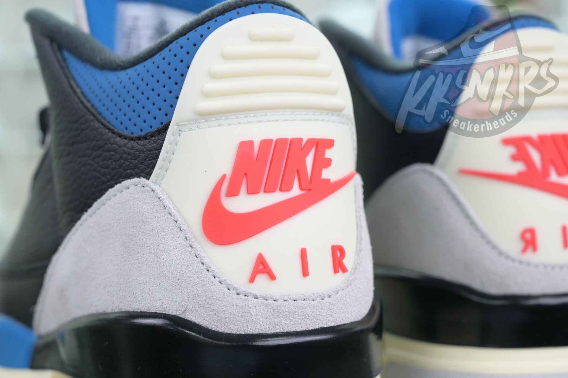 Jordan Air Jordan 3 Retro