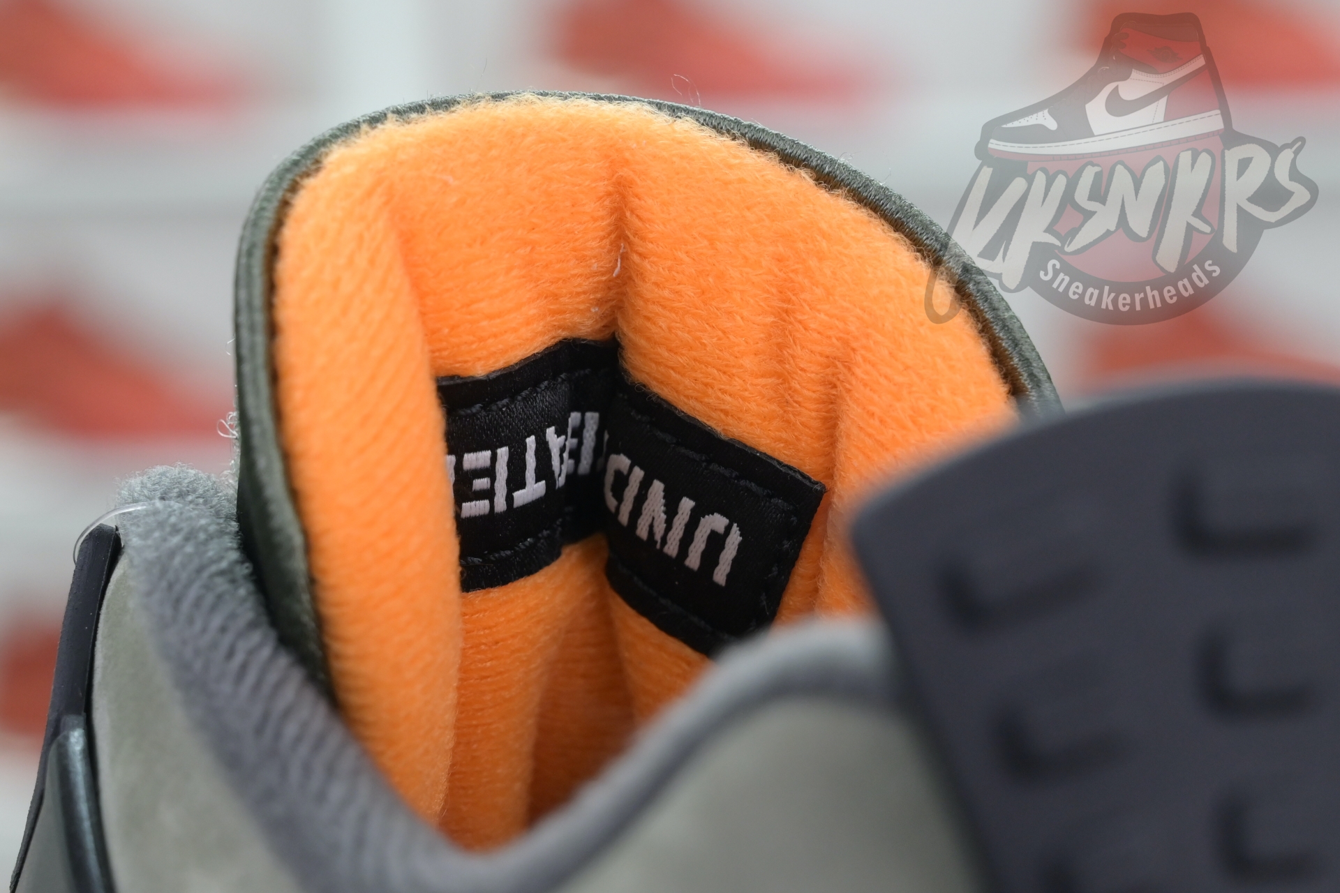 UNDEFEATED x Jordan Air Jordan 4  B1519-200