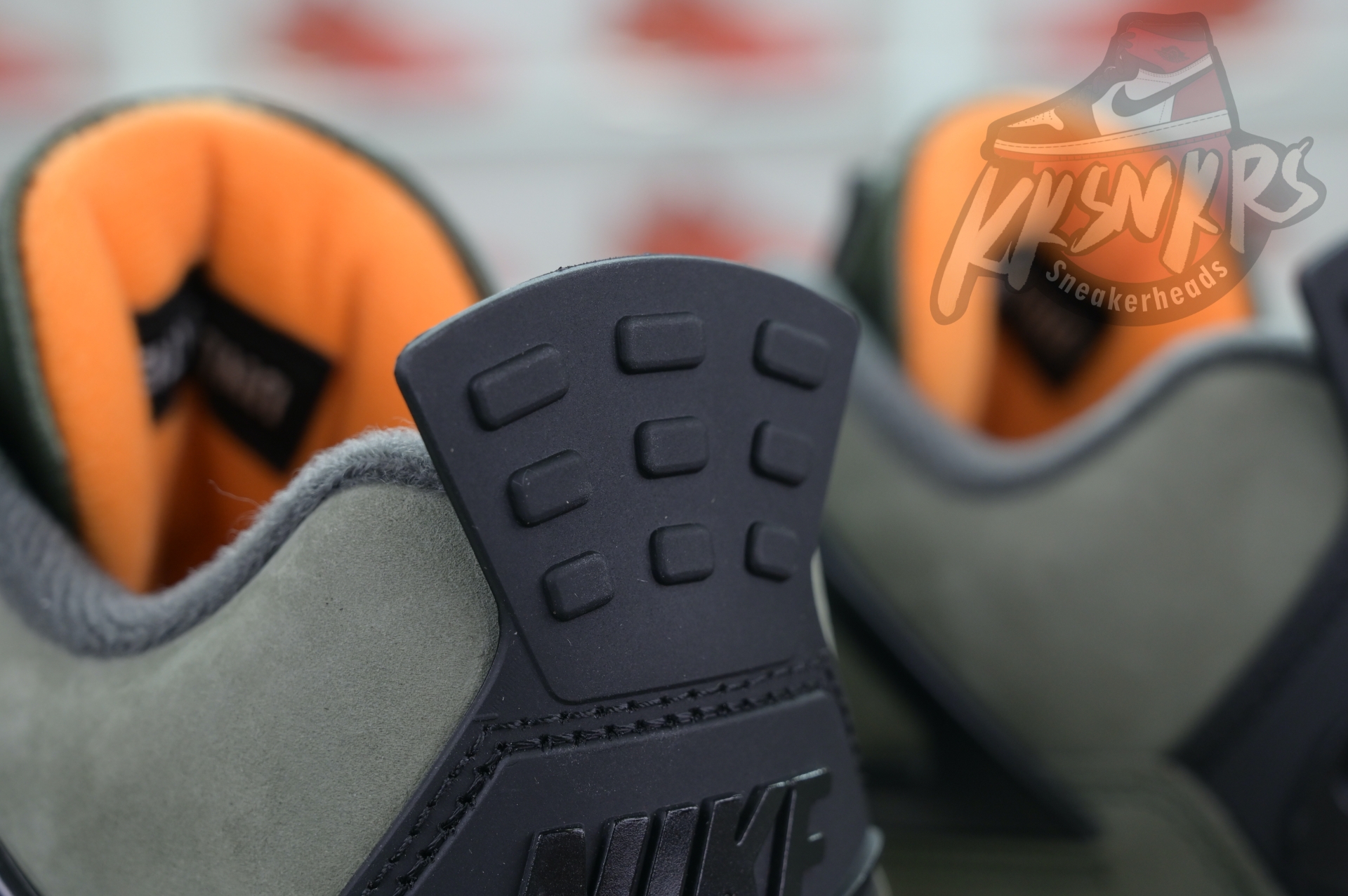 UNDEFEATED x Jordan Air Jordan 4  B1519-200