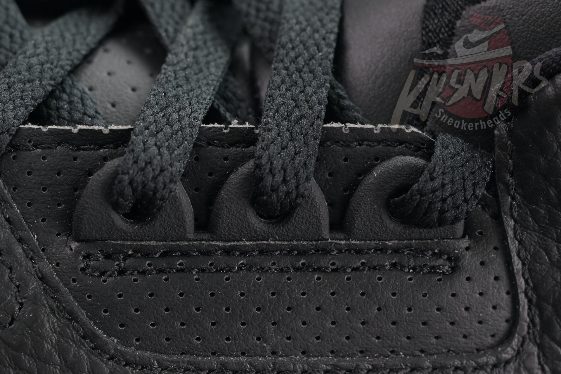 Fragment Design x Jordan Air Jordan 3“Black/ White”  DA3595-001