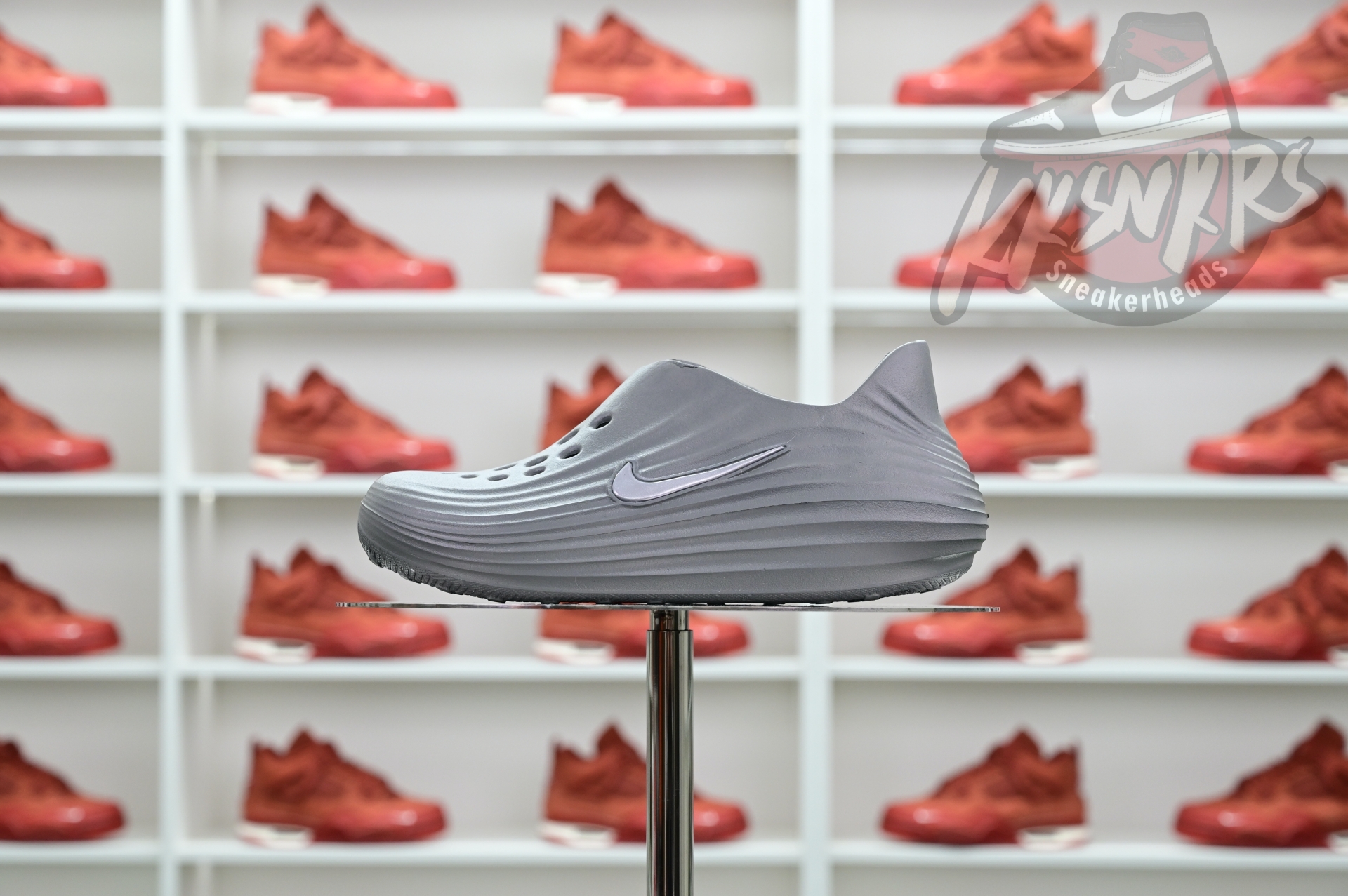 Nike ReactX Rejuven8  HV5060-002