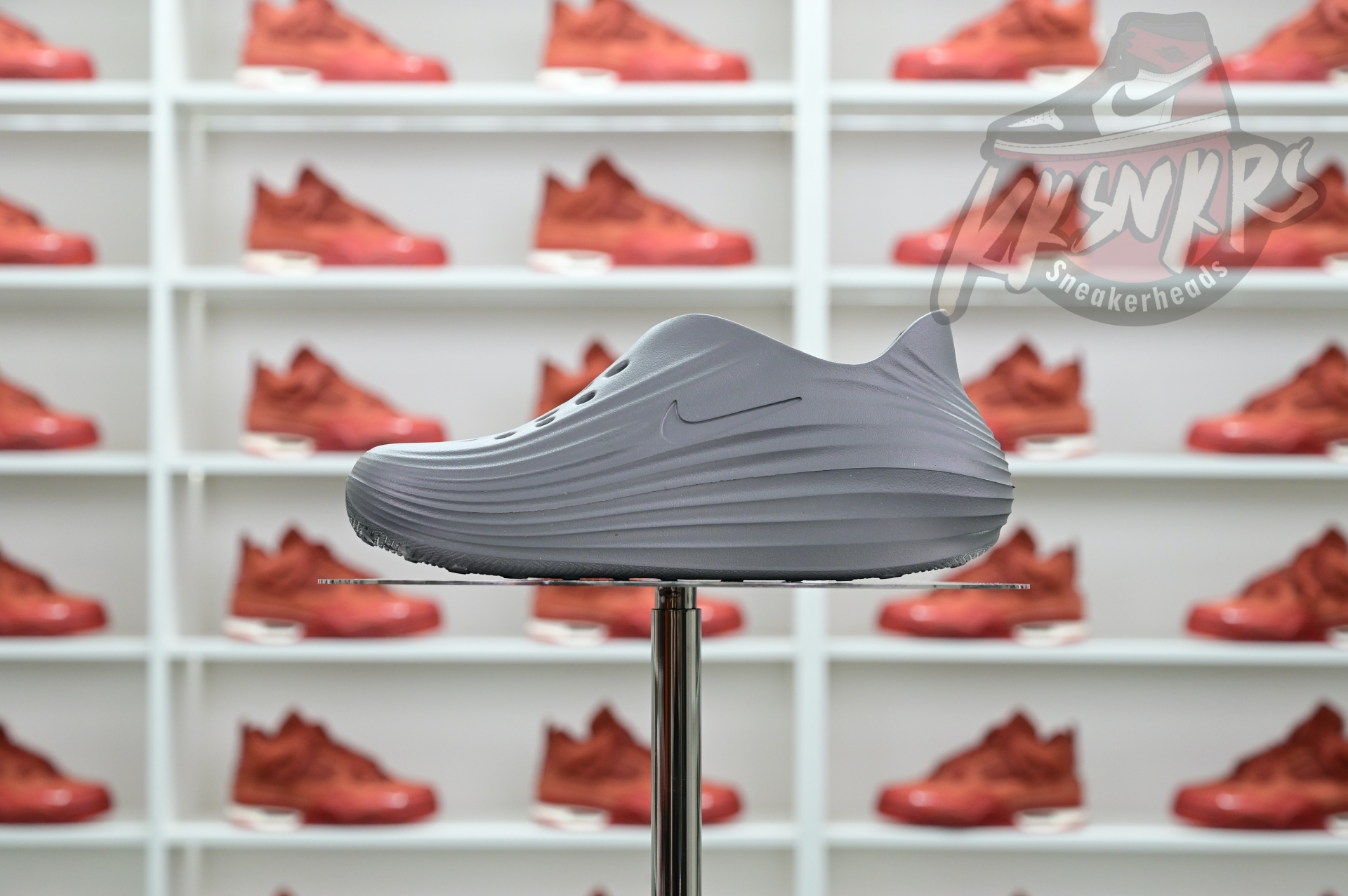 Nike ReactX Rejuven8  HV5060-002