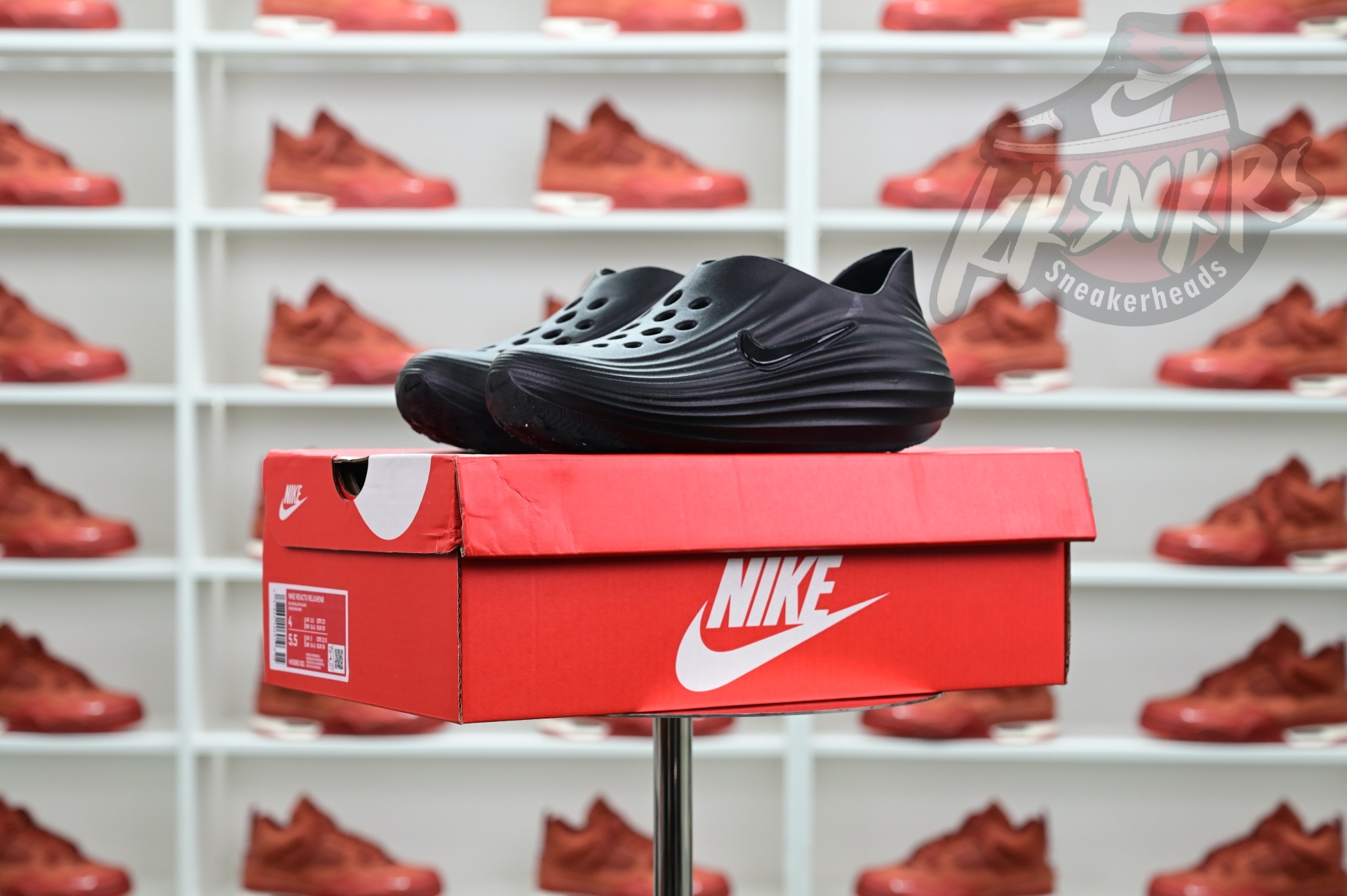 Nike ReactX Rejuven8 HV5060-001