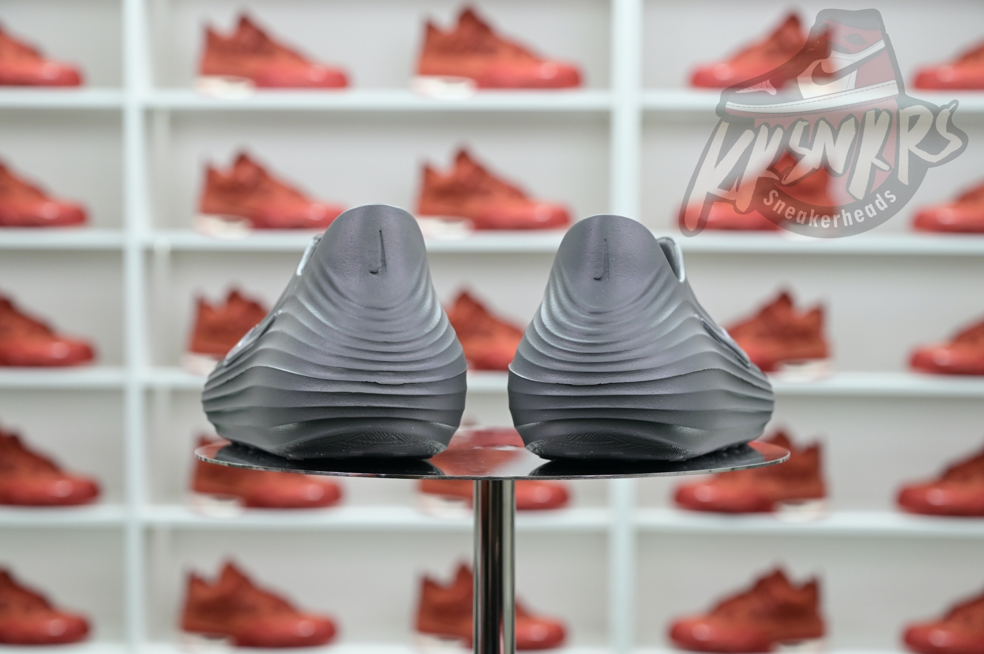 Nike ReactX Rejuven8  HV5060-002