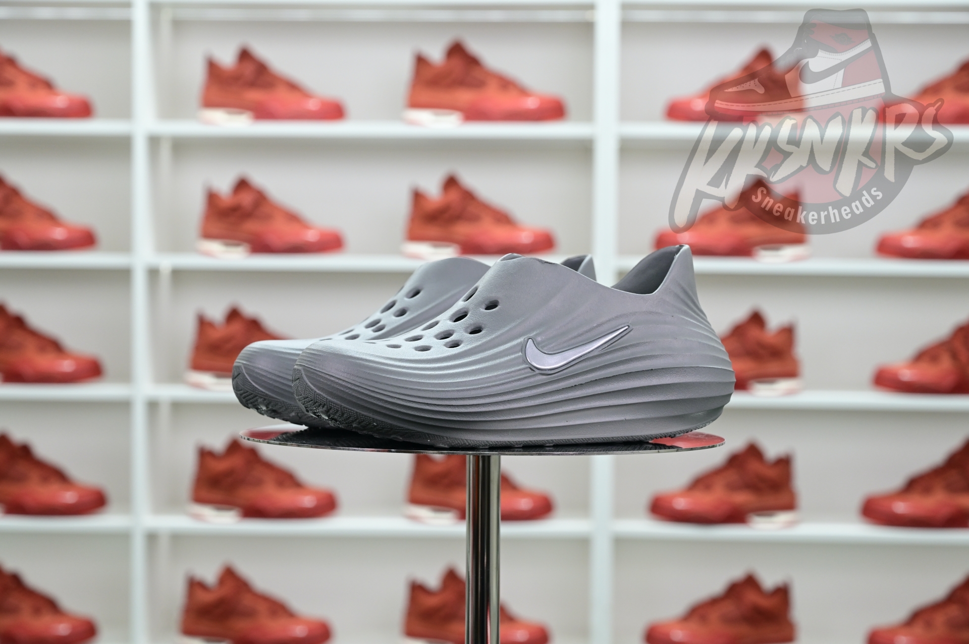 Nike ReactX Rejuven8  HV5060-002