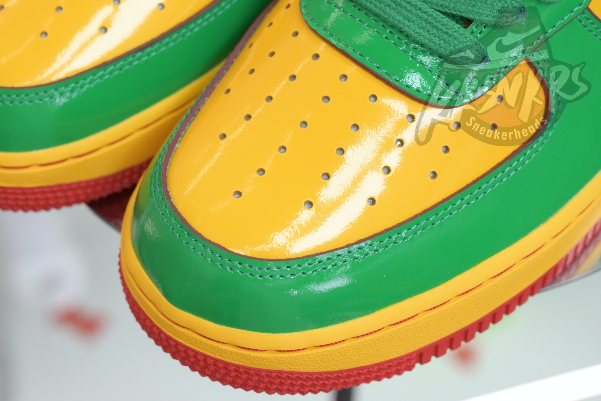 Nike Air Force 1 IH4383-300
