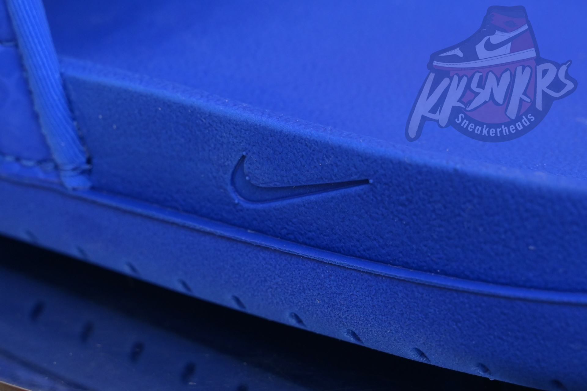 Nike Kobe Offcourt Slides  IP2870-400