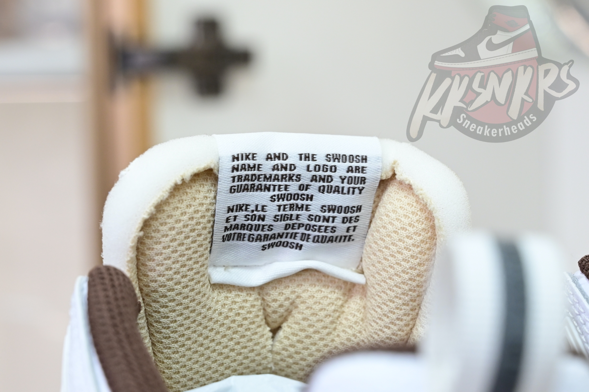 Travis Scott x Nike ZOOM Field JAXX“White/ Light Chocolate”HQ3073-100