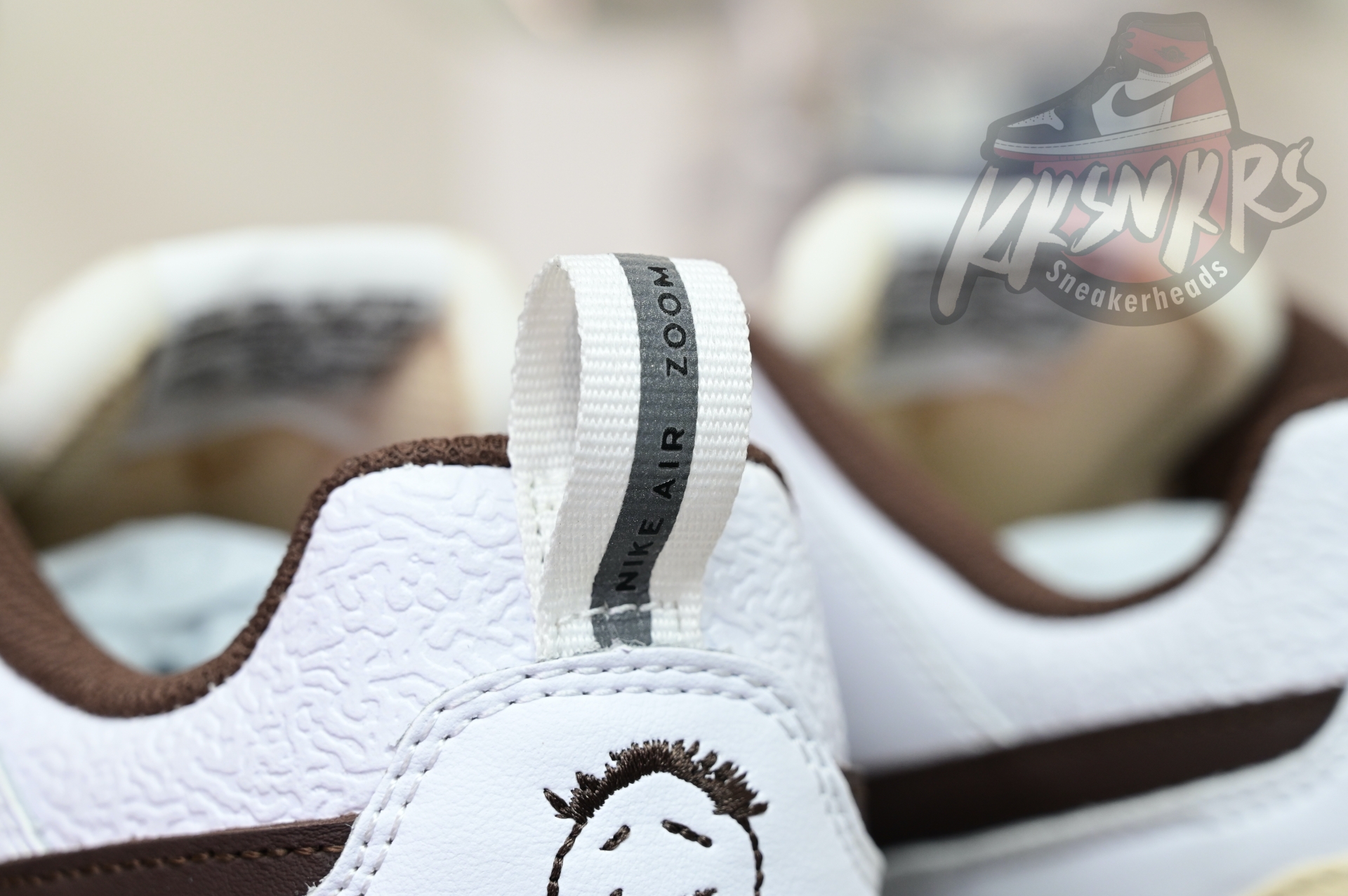 Travis Scott x Nike ZOOM Field JAXX“White/ Light Chocolate”HQ3073-100