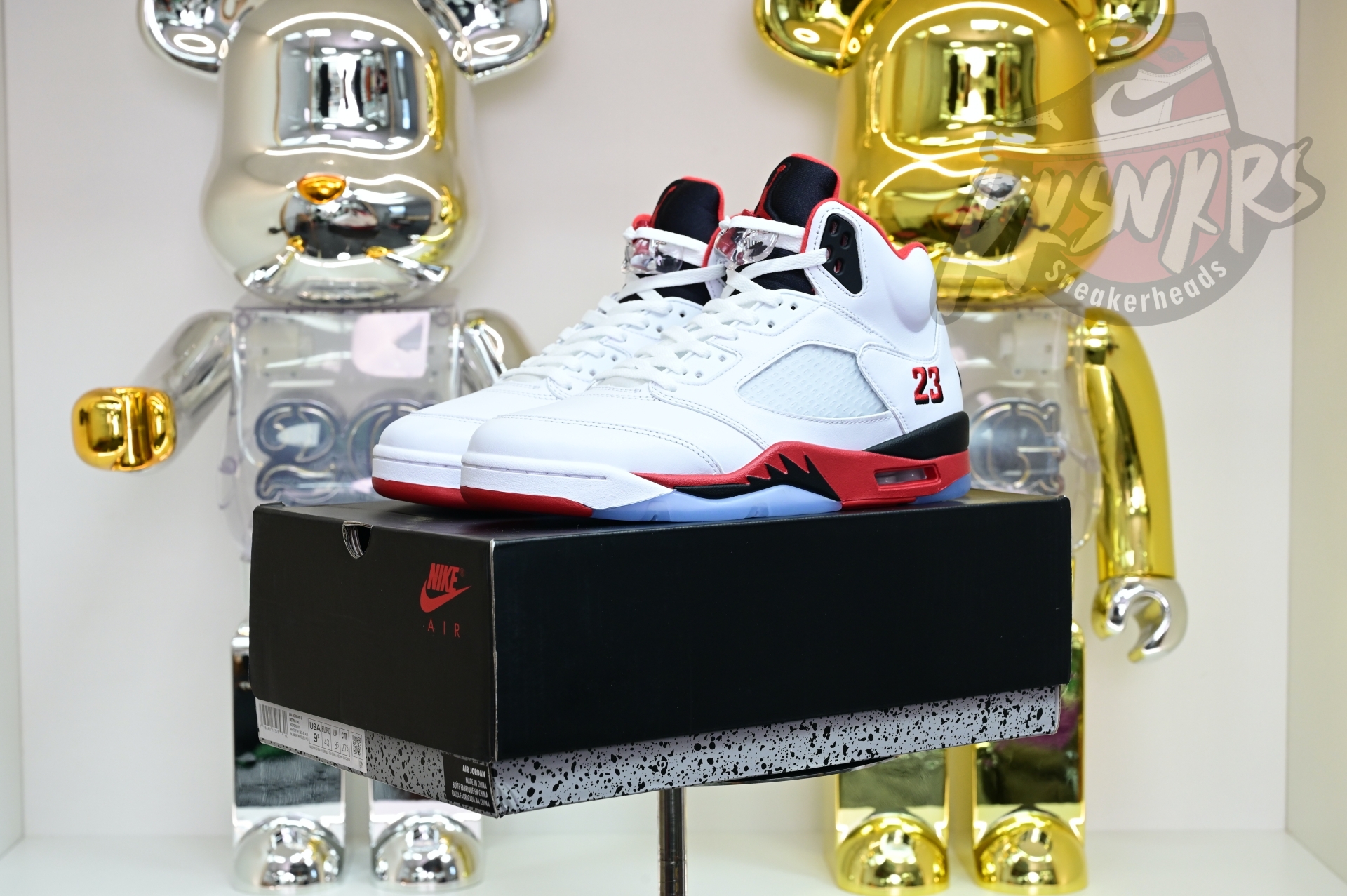 Air Jordan 5 Fire Red“Black Tongue”  HQ7978-101