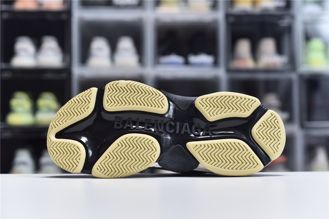 Balenciaga Triple S