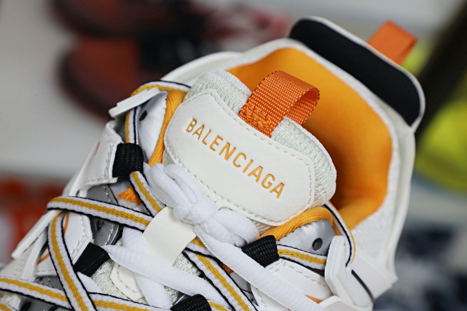 Balenciaga  Track（LED）