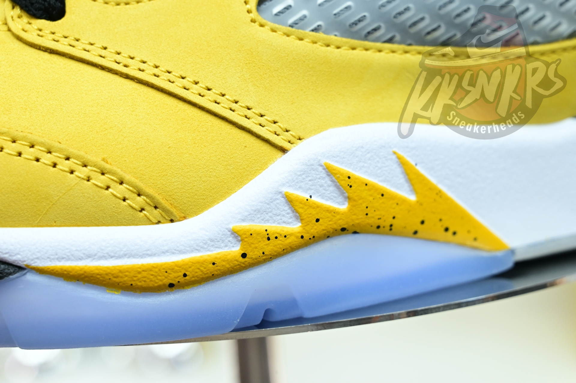 Air Jordan 5 Retro