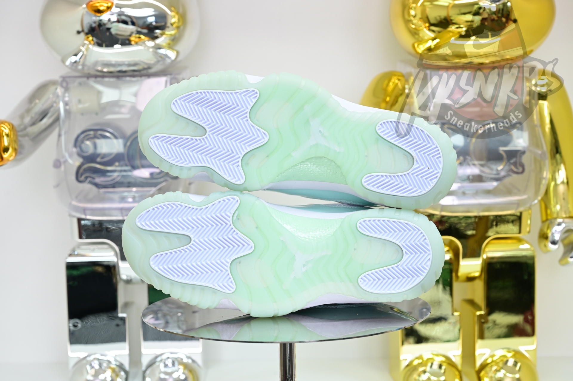 Air Jordan 11 LOW  AH7860-103