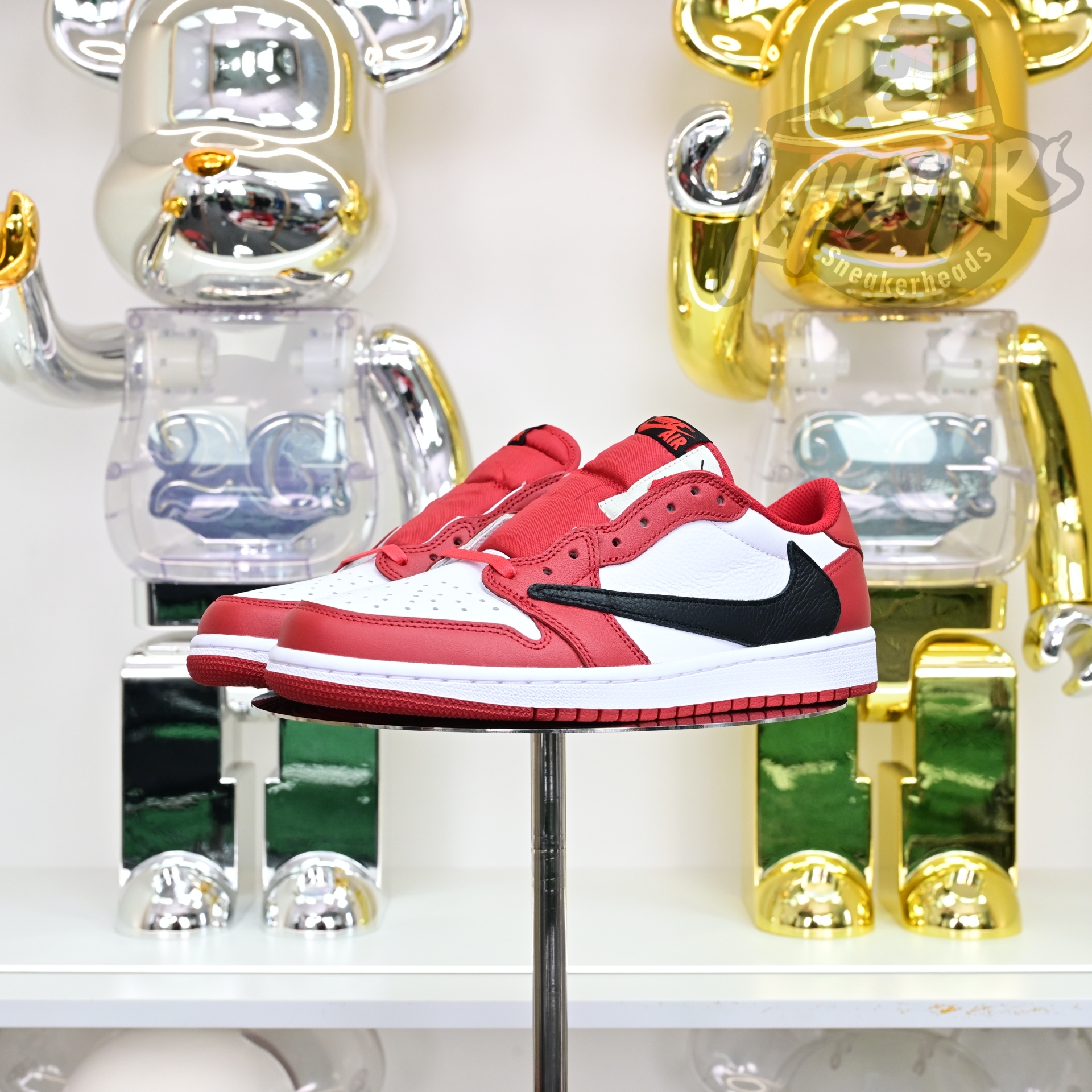 Travis Scott x Air Jordan 1  Low “Chicago”  DM7866-101