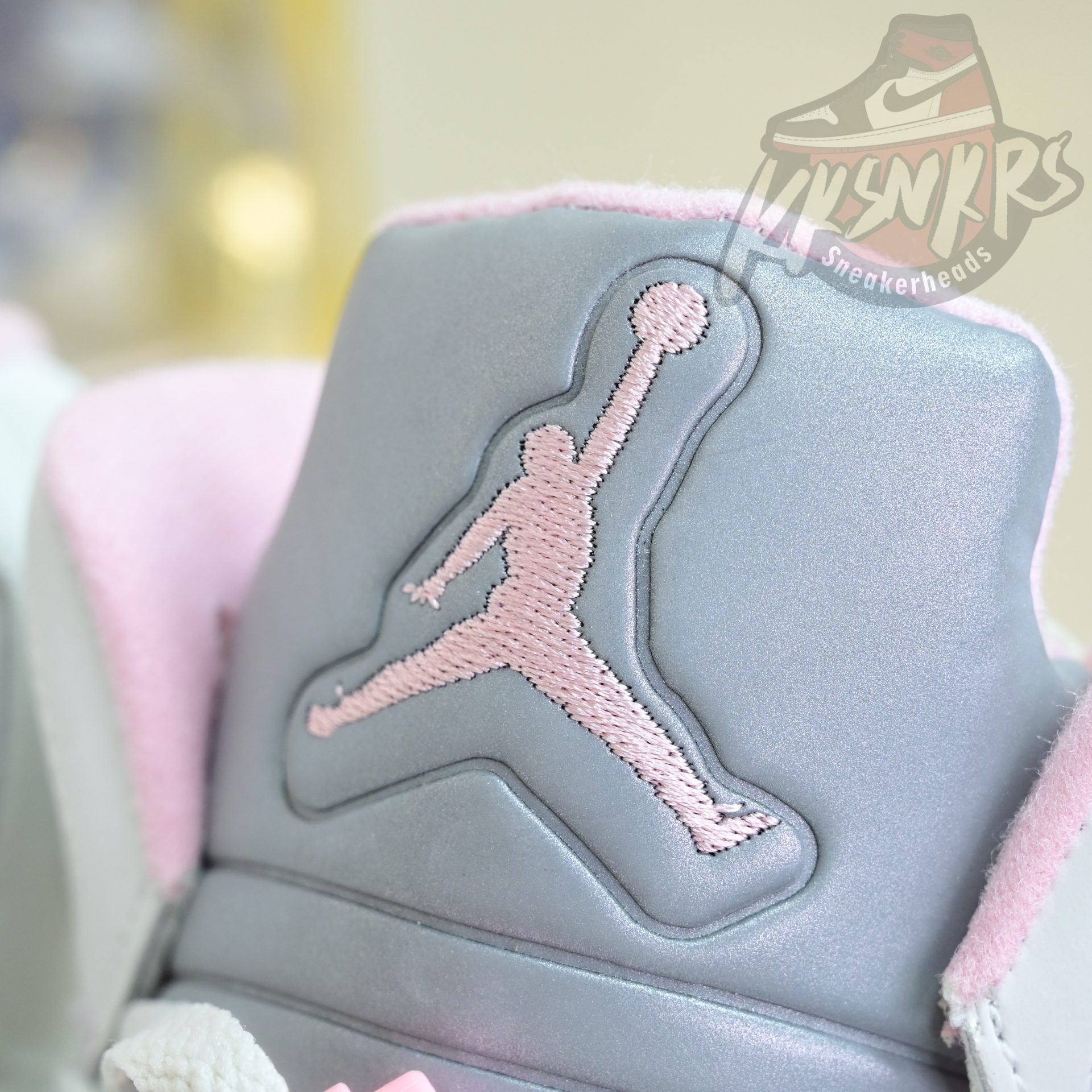 Air Jordan 5“Medium Soft Pink” HQ7978-102