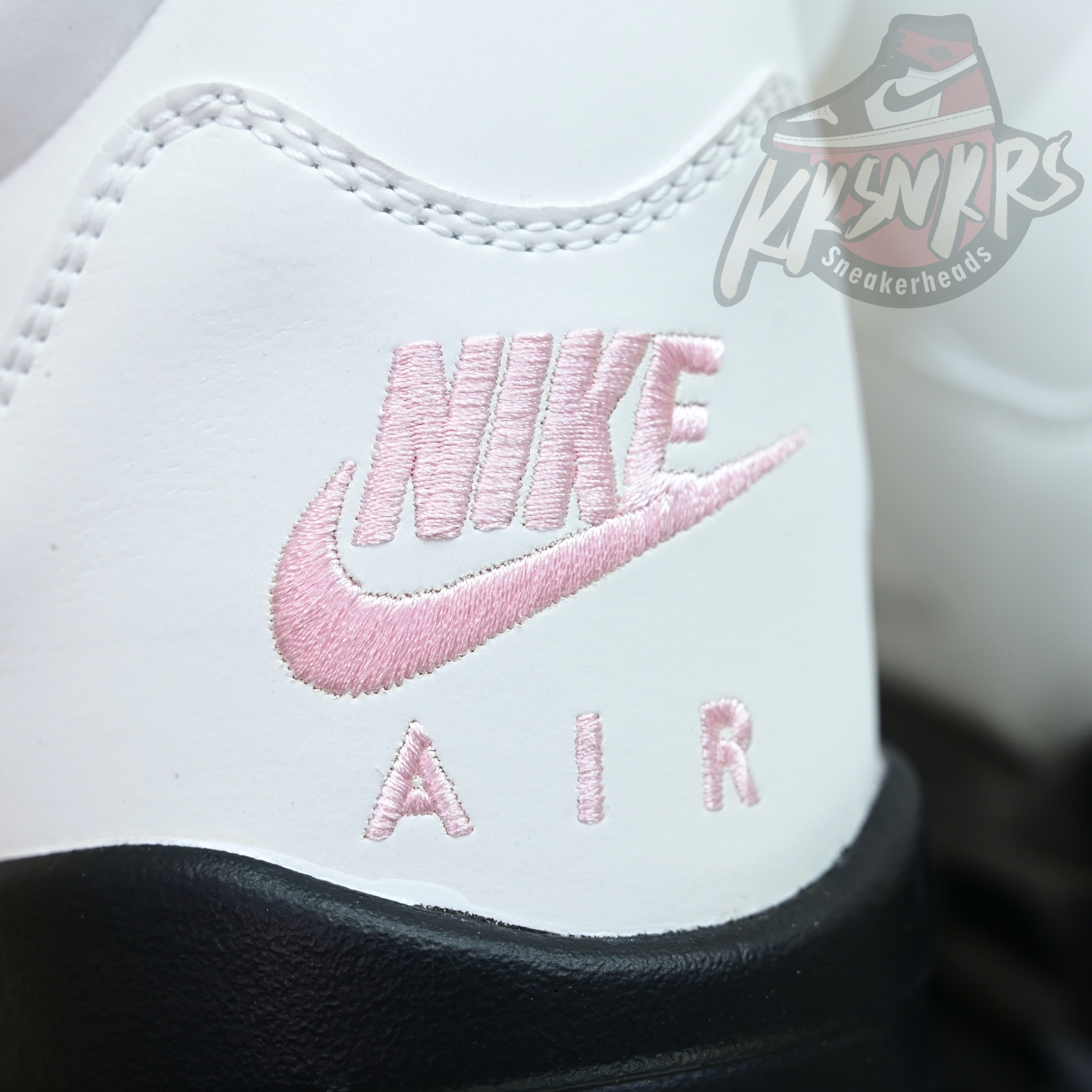 Air Jordan 5“Medium Soft Pink” HQ7978-102