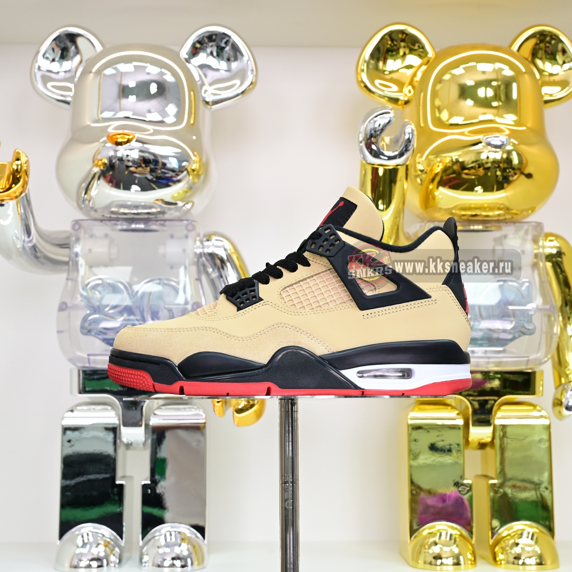 AIR JORDAN 4 RETRO  IH2094-200