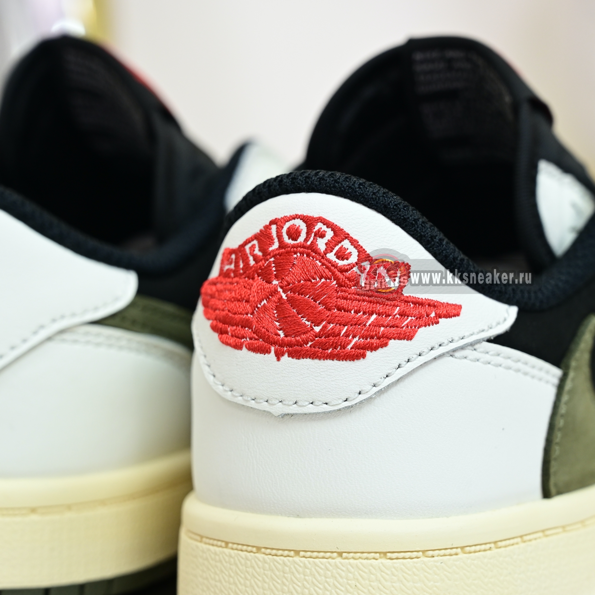 Kids Shoes yTravis Scott x Air Jordan 1 Low OG