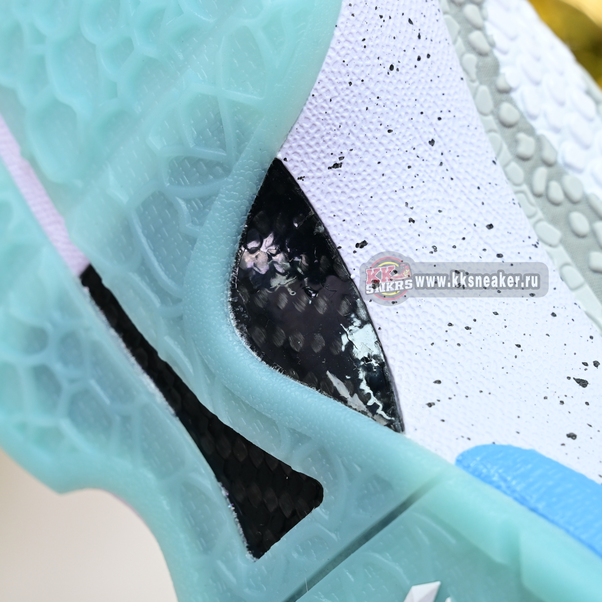 Nike Kobe 6  PE2025-101