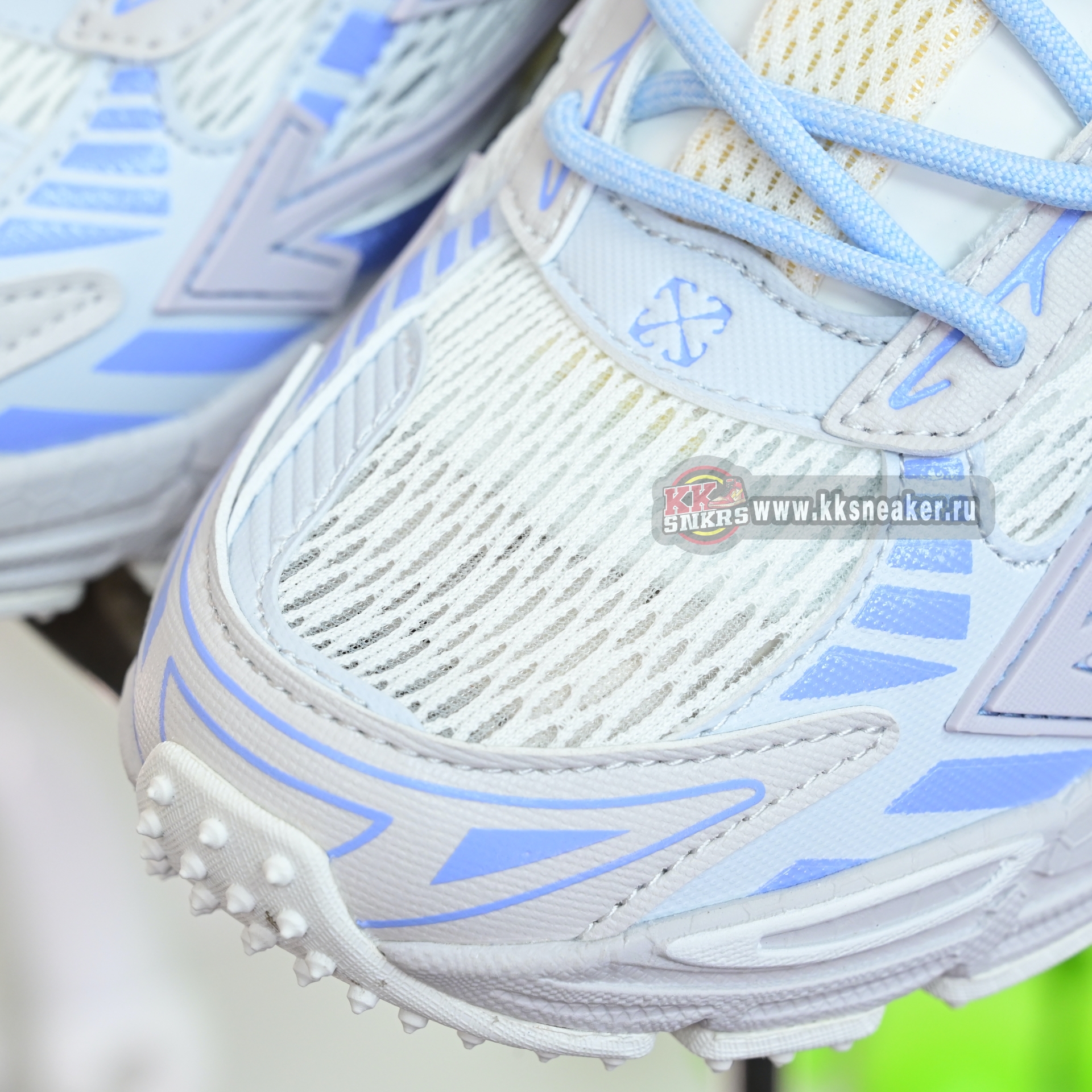 OFF-WHITE BE RIGHT BACK