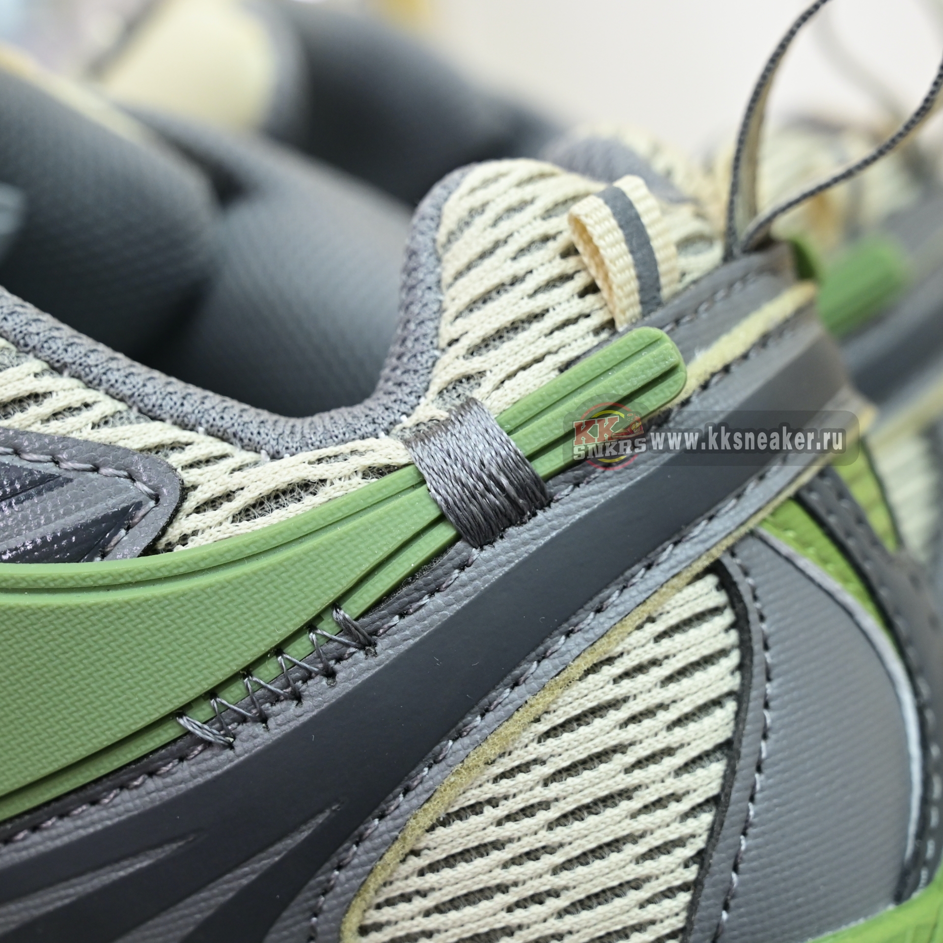 OFF-WHITE BE RIGHT BACK