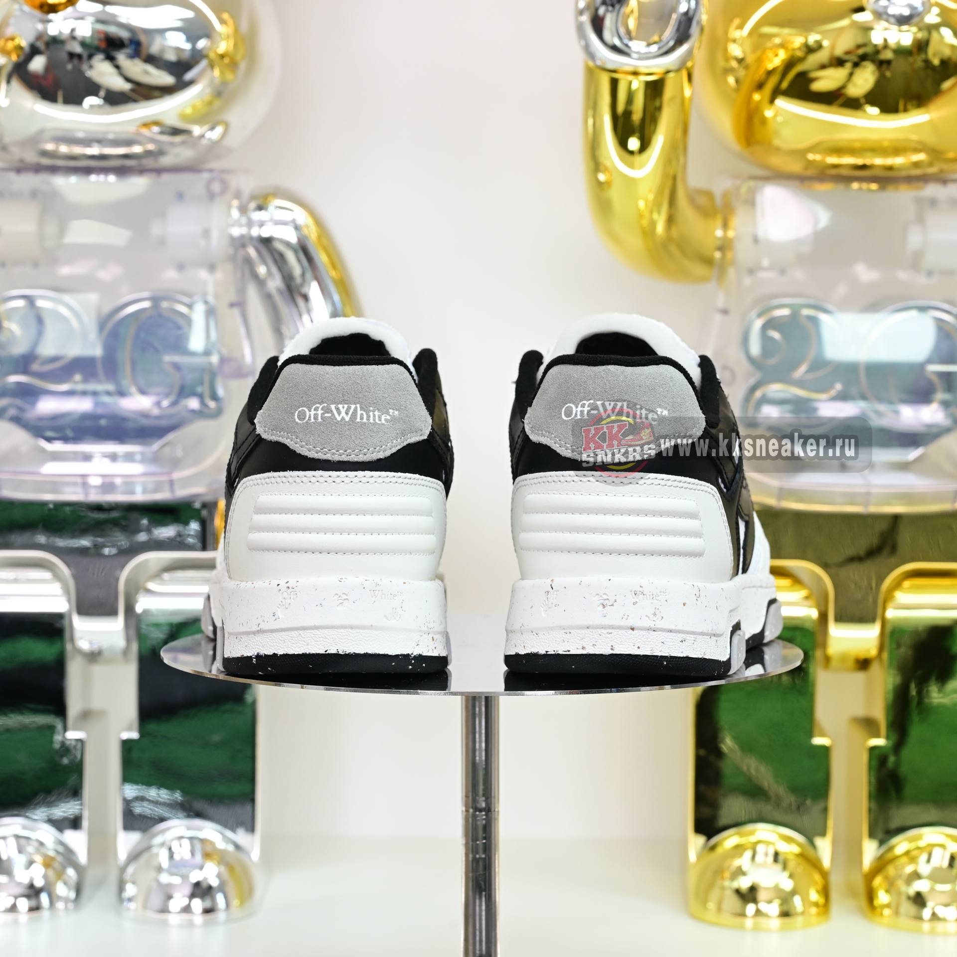 OFF-WHITE Out Of Offce