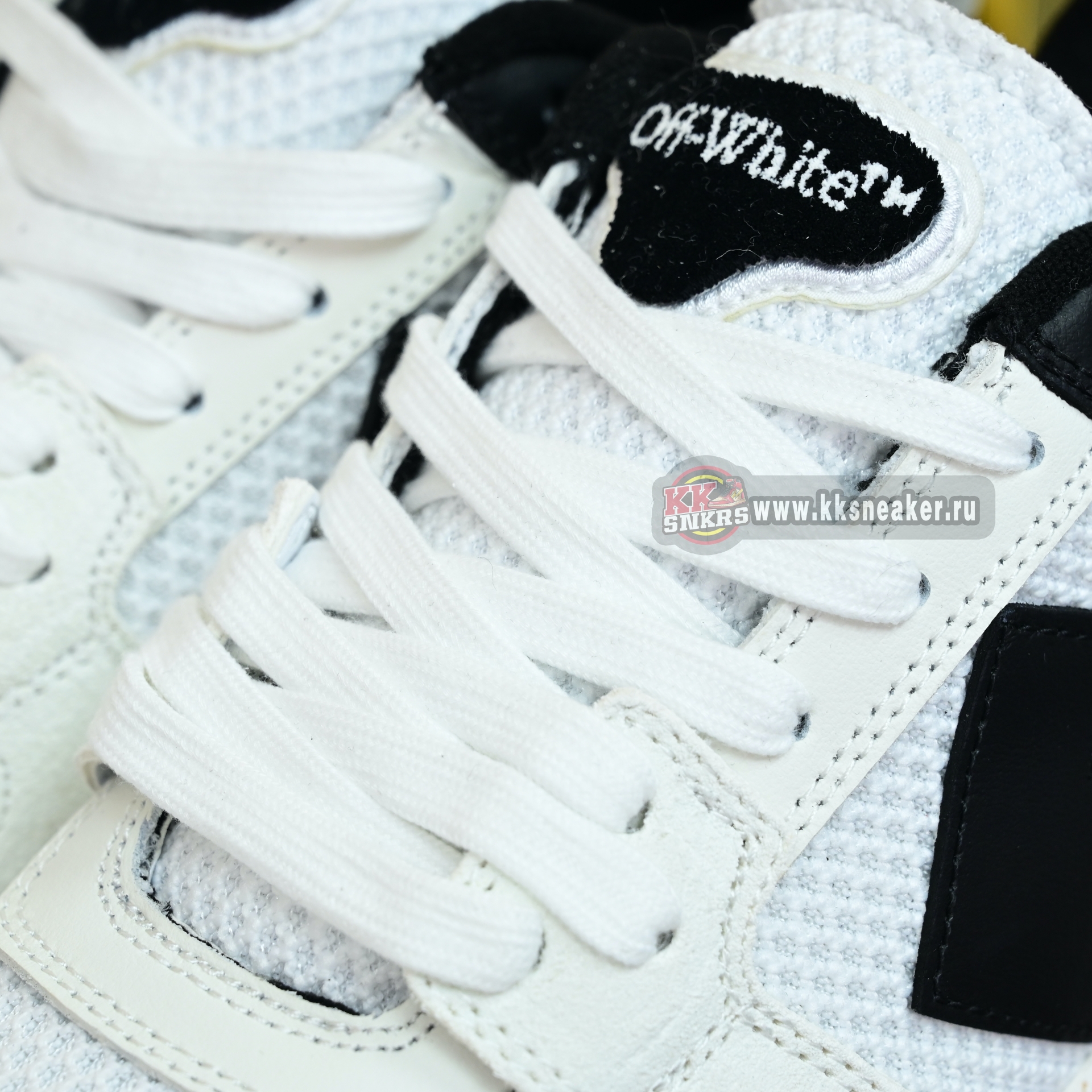 OFF-WHITE Out Of Offce