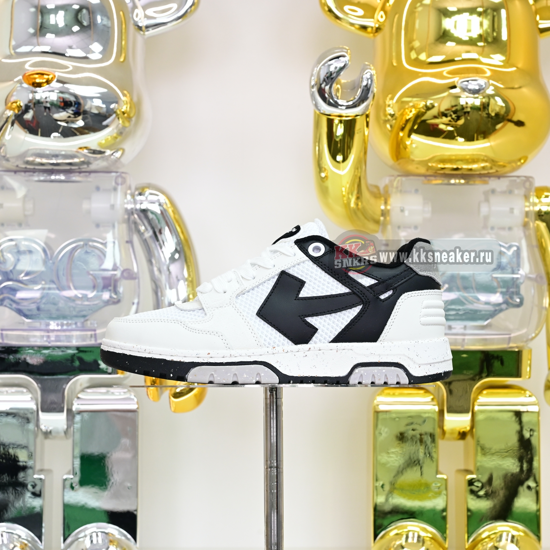 OFF-WHITE Out Of Offce