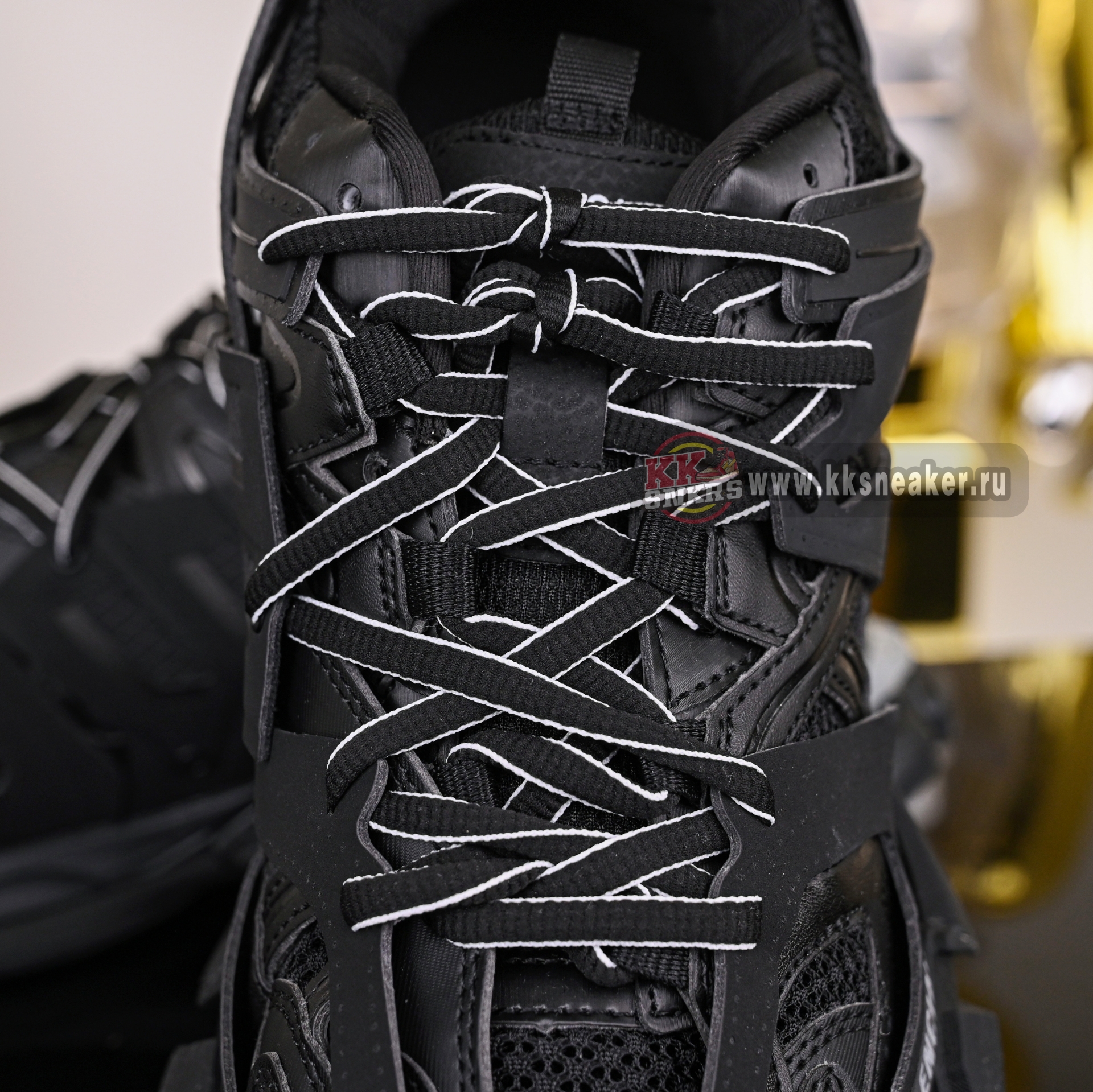 Balenciaga  Track（LED）