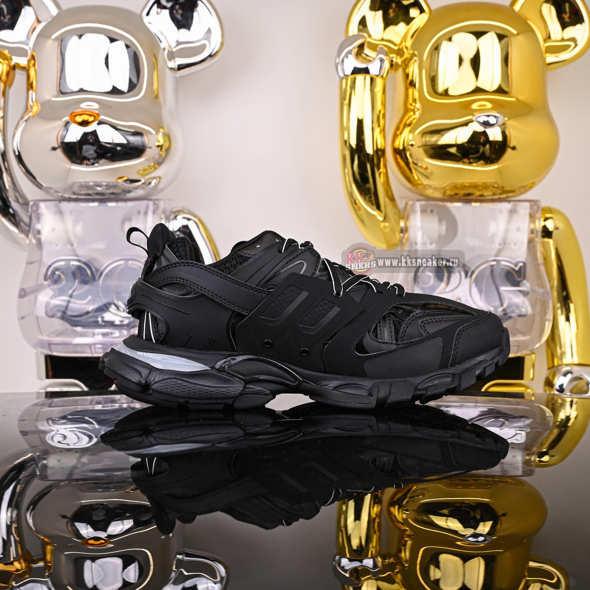 Balenciaga  Track（LED）