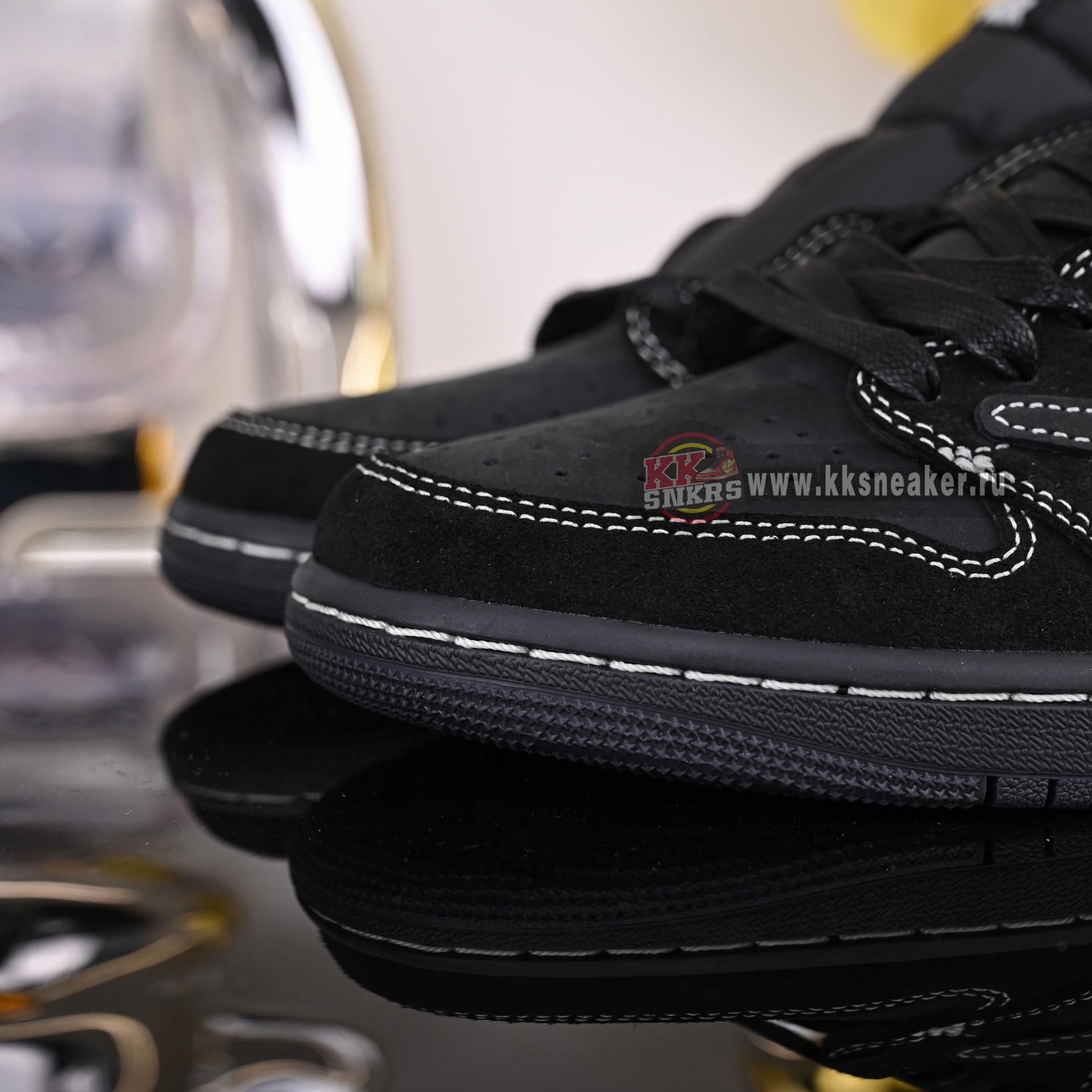 TRAVIS SCOTT X NIKE AIR JORDAN 1 LOW OG “BLACK/PHANTOM” DM7866-001