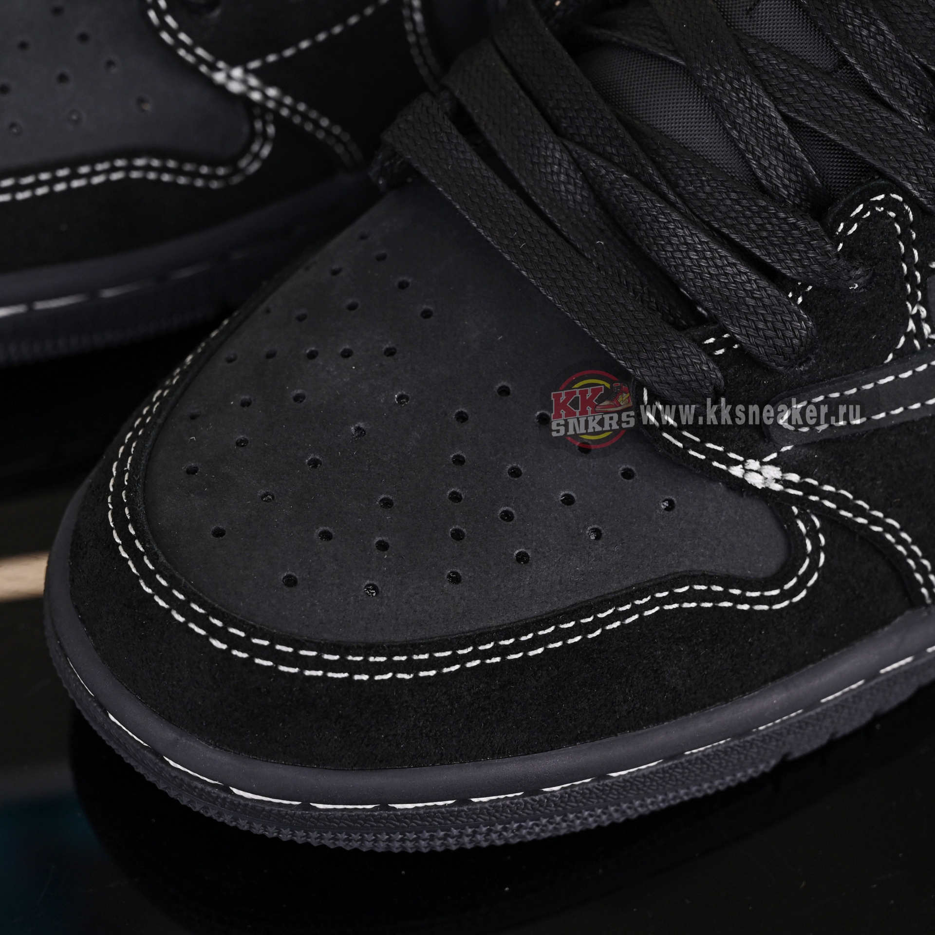 TRAVIS SCOTT X NIKE AIR JORDAN 1 LOW OG “BLACK/PHANTOM” DM7866-001