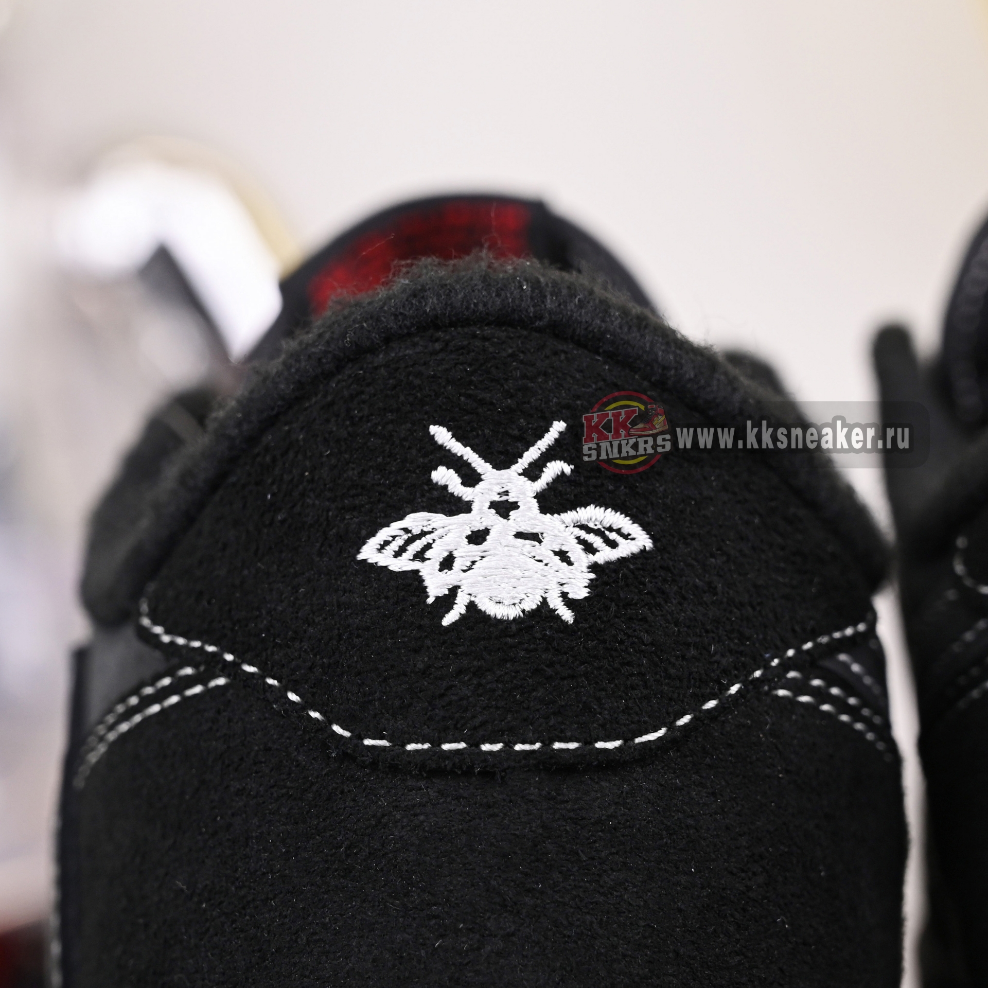 TRAVIS SCOTT X NIKE AIR JORDAN 1 LOW OG “BLACK/PHANTOM” DM7866-001