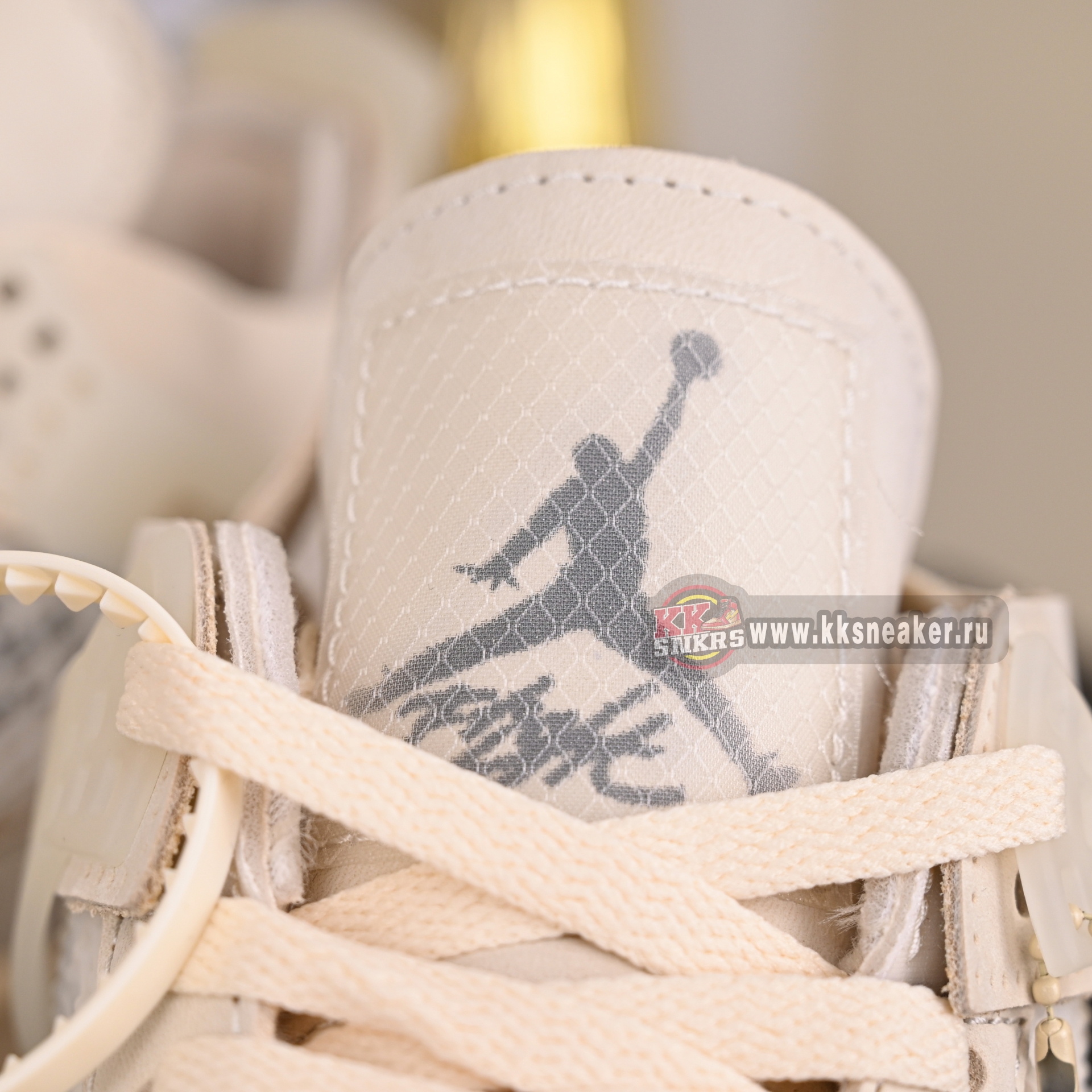 AIR JORDAN OFF-WHITE X WMNS AIR JORDAN 4 SP 'SAIL' CV9388-100