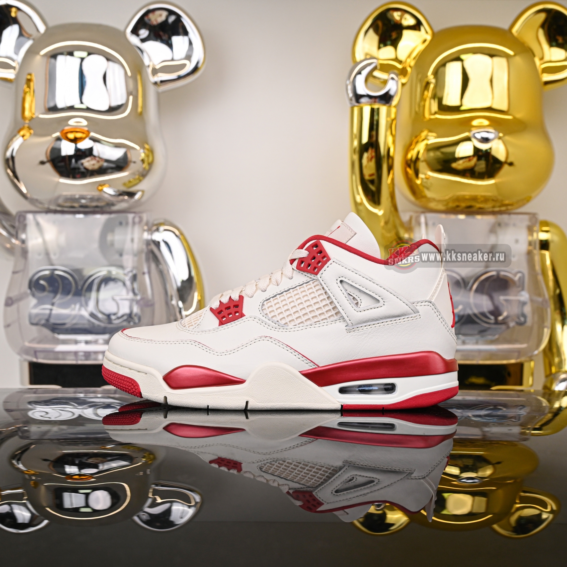 Air Jordan 4 Retro“Sierra Red” HV0823-108