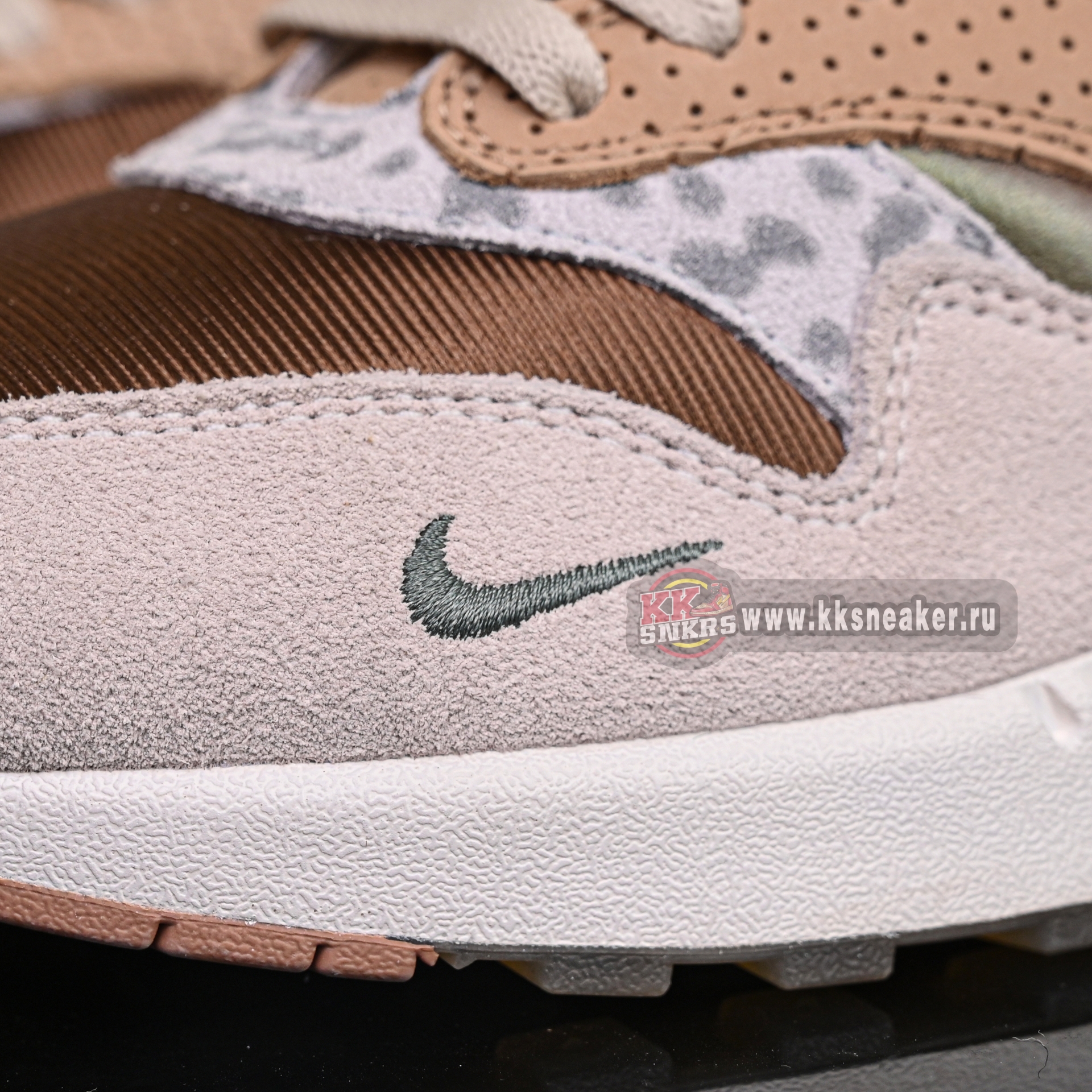 Division St. x Nike Air Max 1“University of Oregon”HQ2640-200