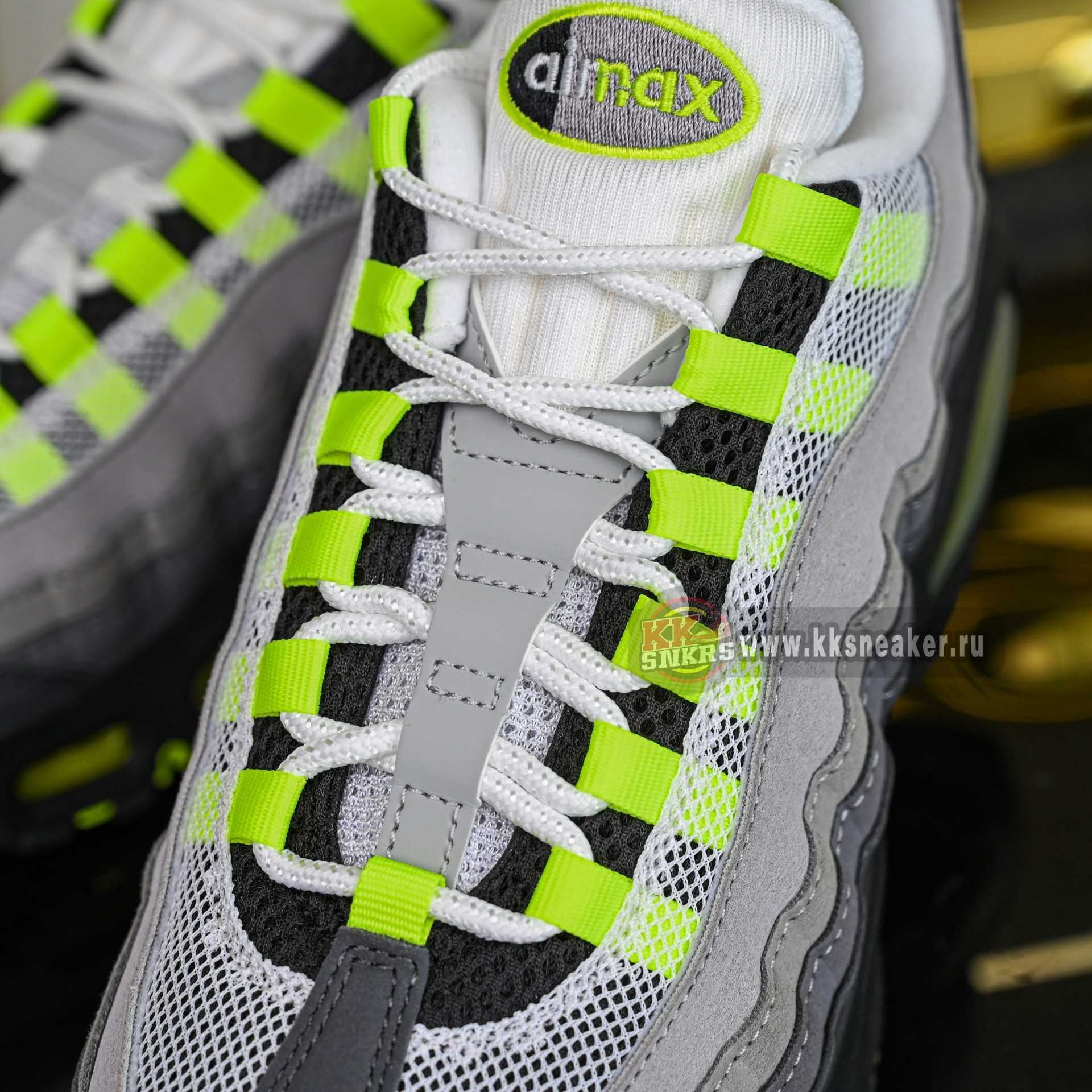 Nike Air Max 95 OG Neon  2025  HM4740-001